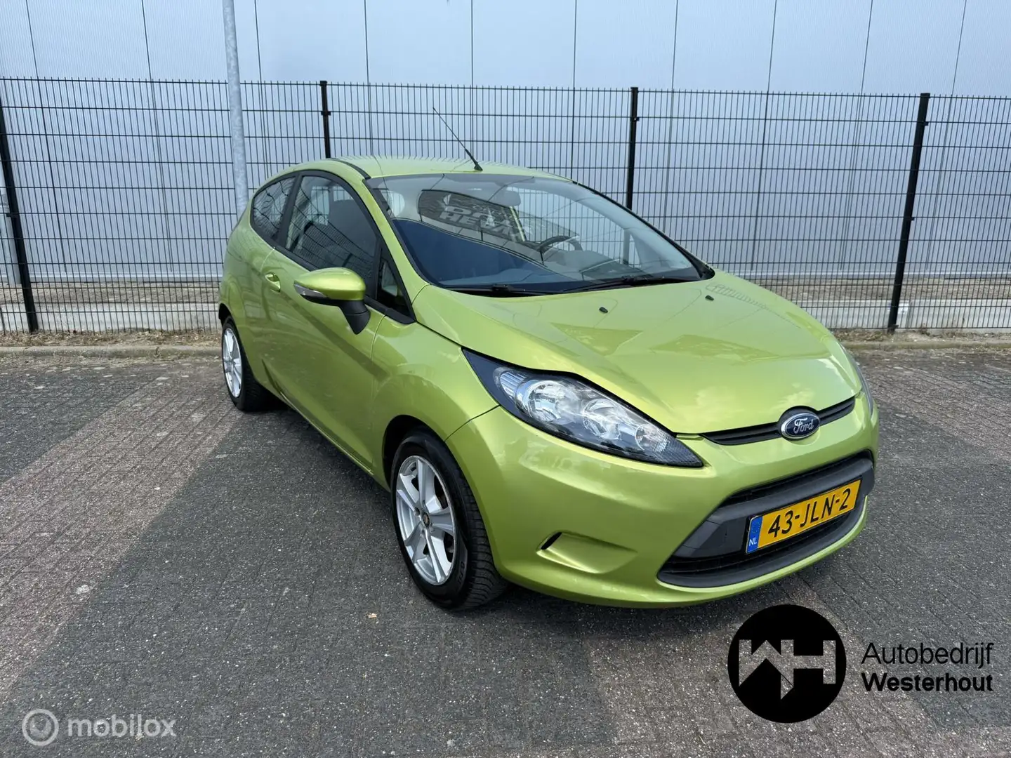 Ford Fiesta 1.25 Trend Airco Nieuwe APK Groen - 1