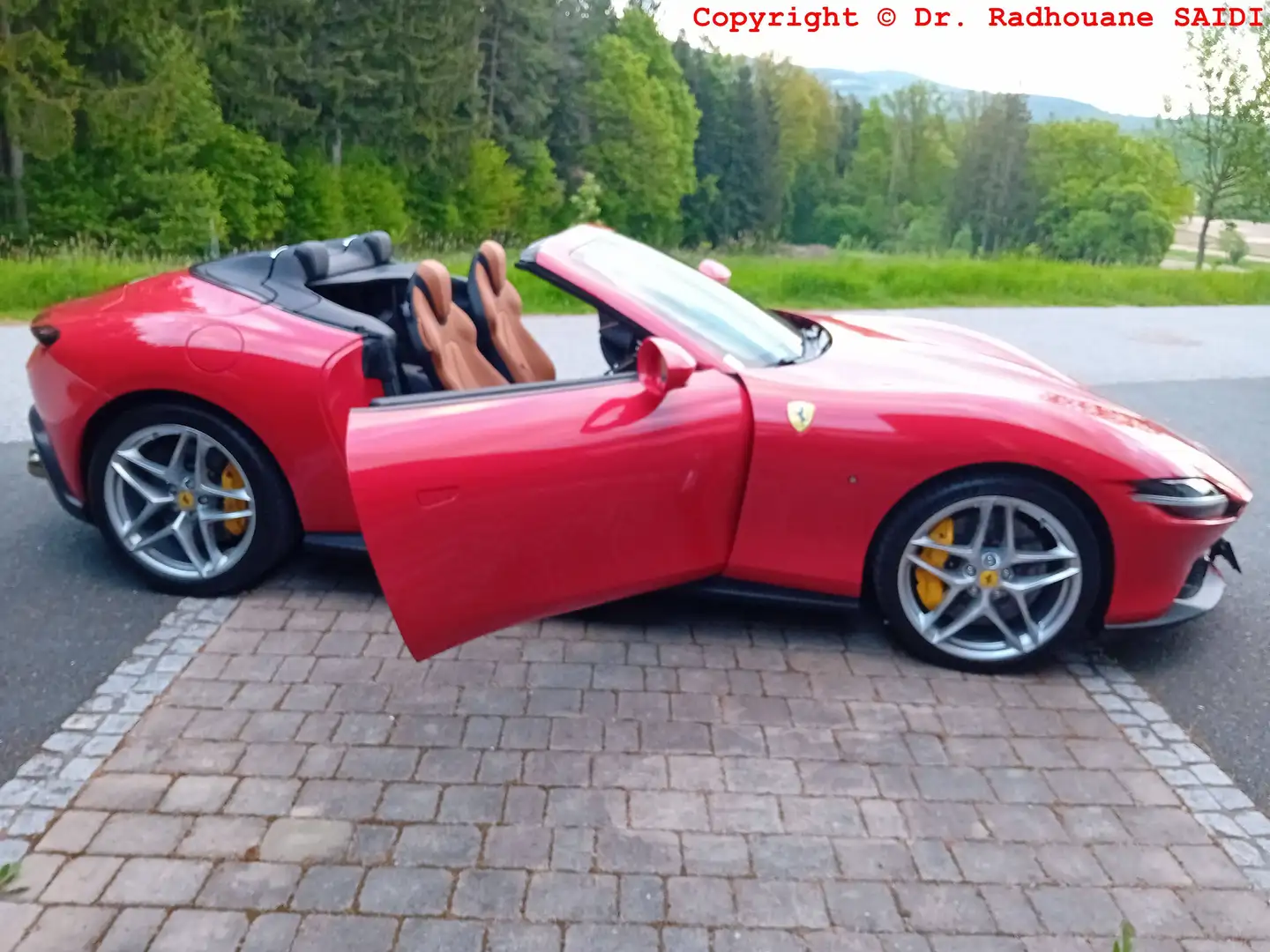 Ferrari Roma Roma Spider 1.Hand Unfallfrei Neuwertig Leasingfähig Export possible Top Cabrio Rot - 1