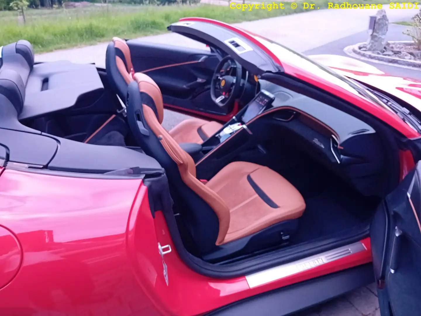 Ferrari Roma Roma Spider 1.Hand Unfallfrei Neuwertig Leasingfähig Export possible Top Cabrio Rot - 2