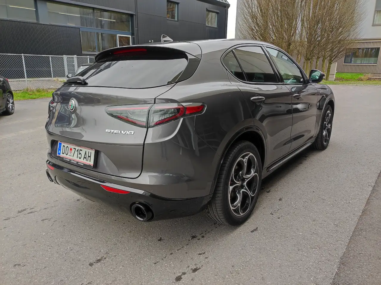 Alfa Romeo Stelvio 2025