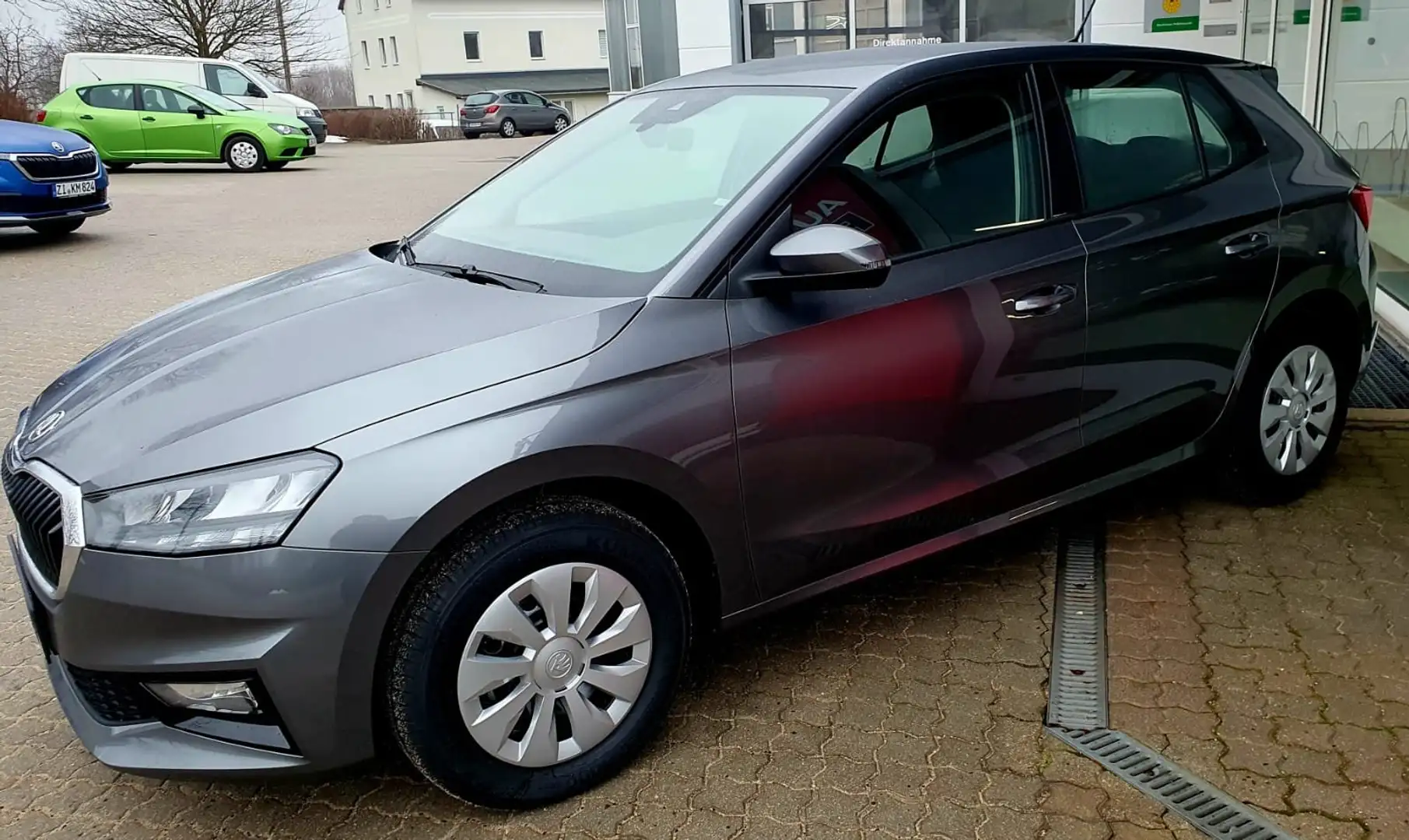 Skoda Fabia Selection  5 Jahre NW-Garantie Gris - 2