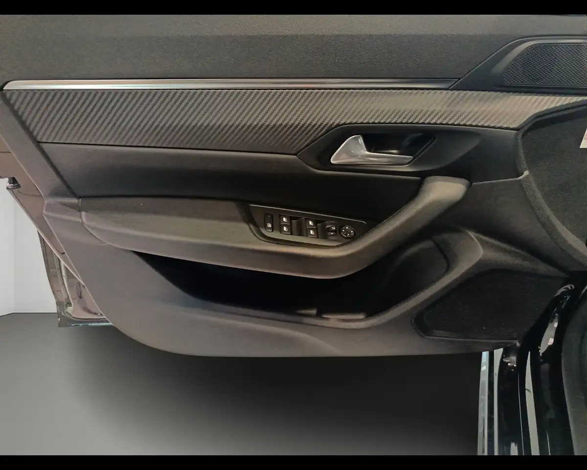 Peugeot 508 2ª serie - 508 BlueHDi 130 Stop&Start EAT8 SW Acti 20