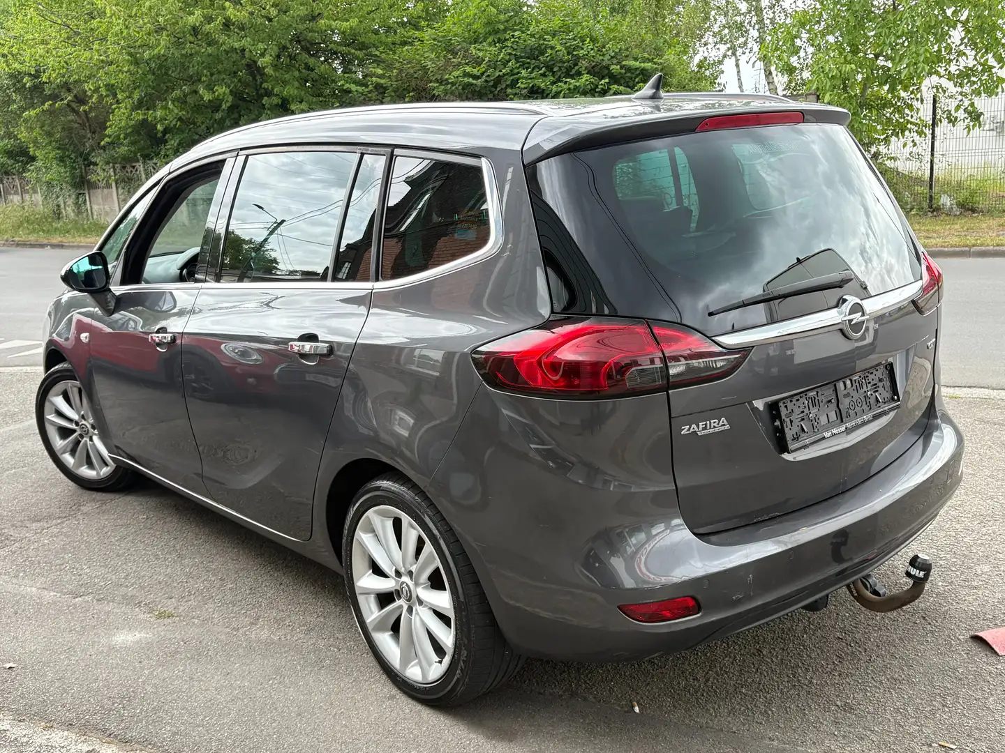 Opel Zafira Tourer 2.0 CDTi - 7 PLACES - GPS - CONTROLE TECHNIQUE OK Grijs - 2