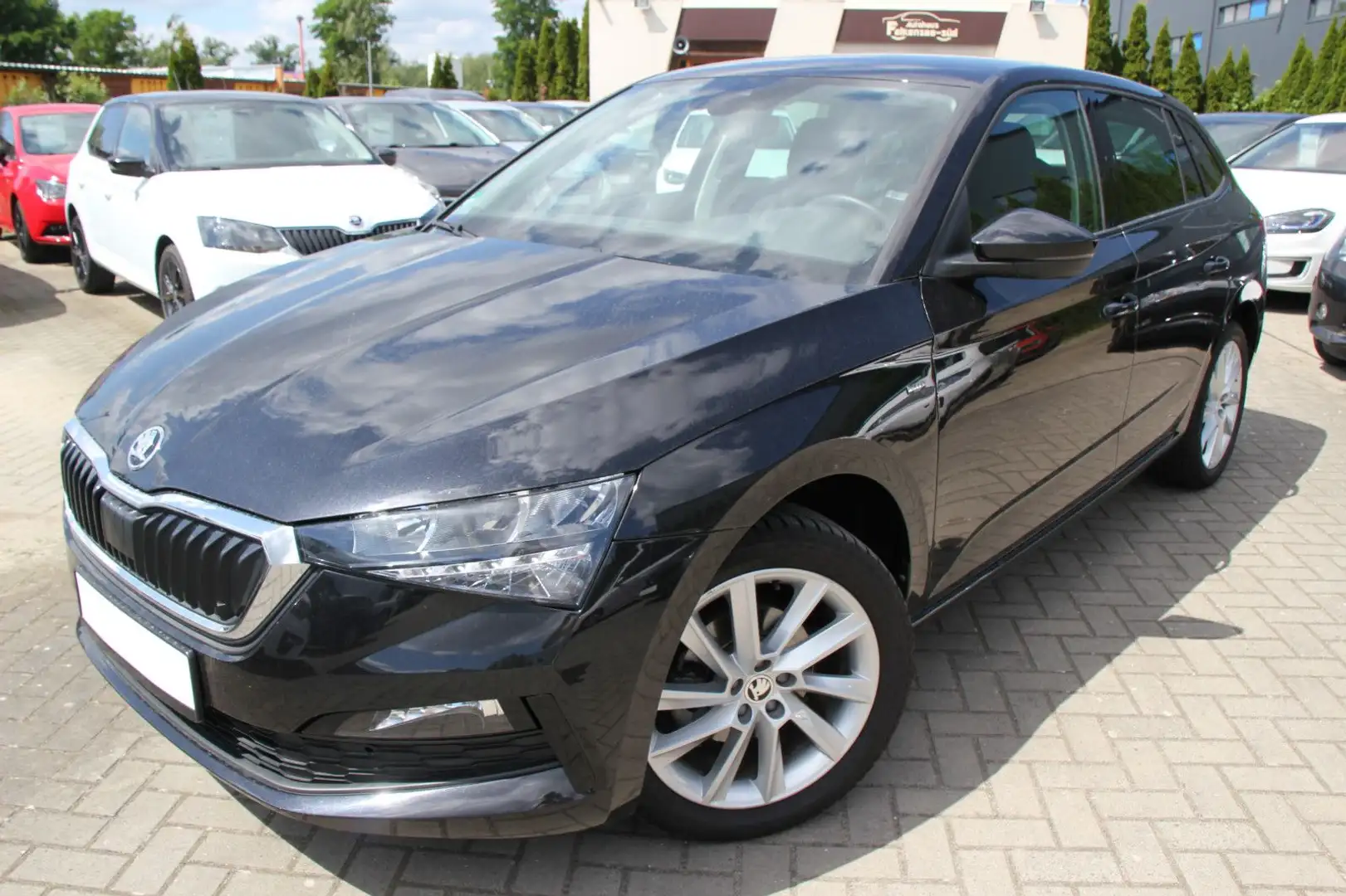 Skoda Scala Ambition, Automatik,Klima,Sitzhzg Schwarz - 2