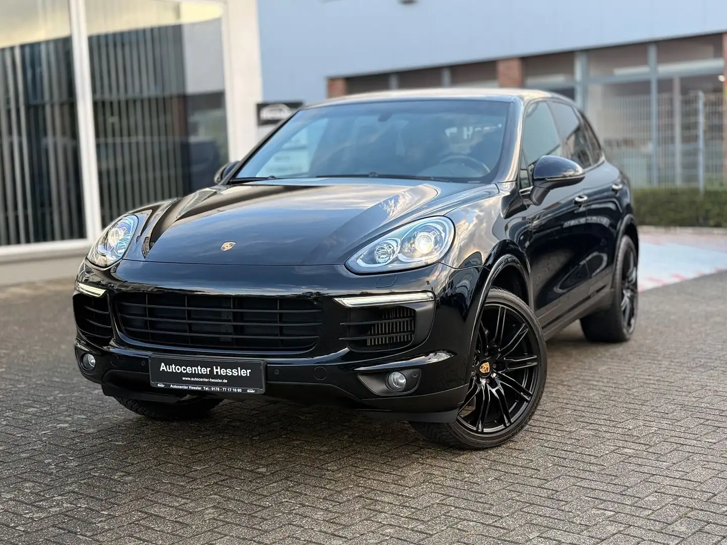 Porsche Cayenne S Platinum Edition V6 Turbo*Chrono*LED* Noir - 1