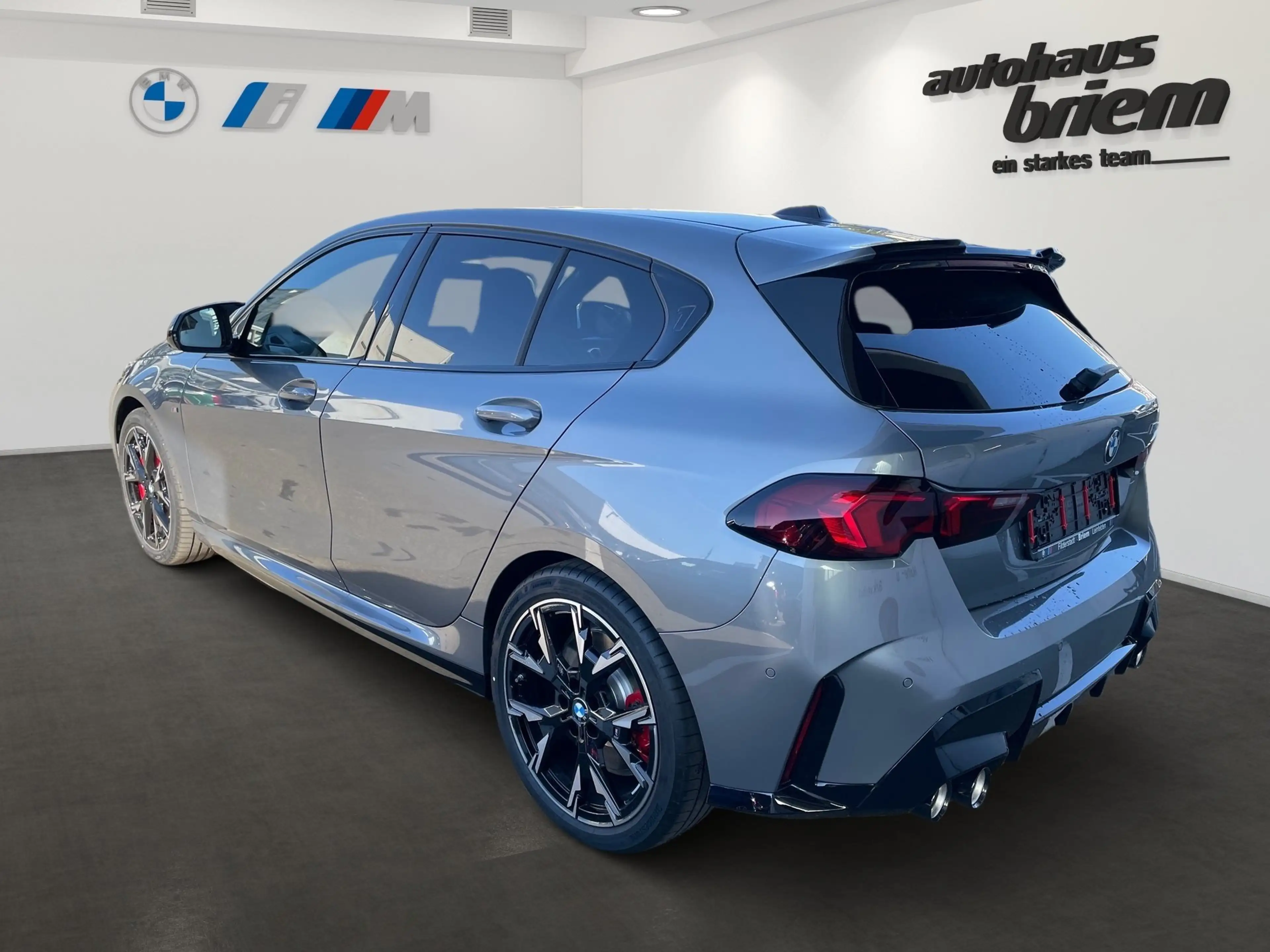BMW 135 M135i xDrve Lmousne Sportpaket Head-Up HK HiFi — photo 4