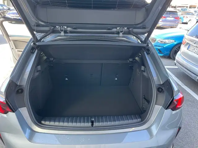 BMW 1 Series view 12