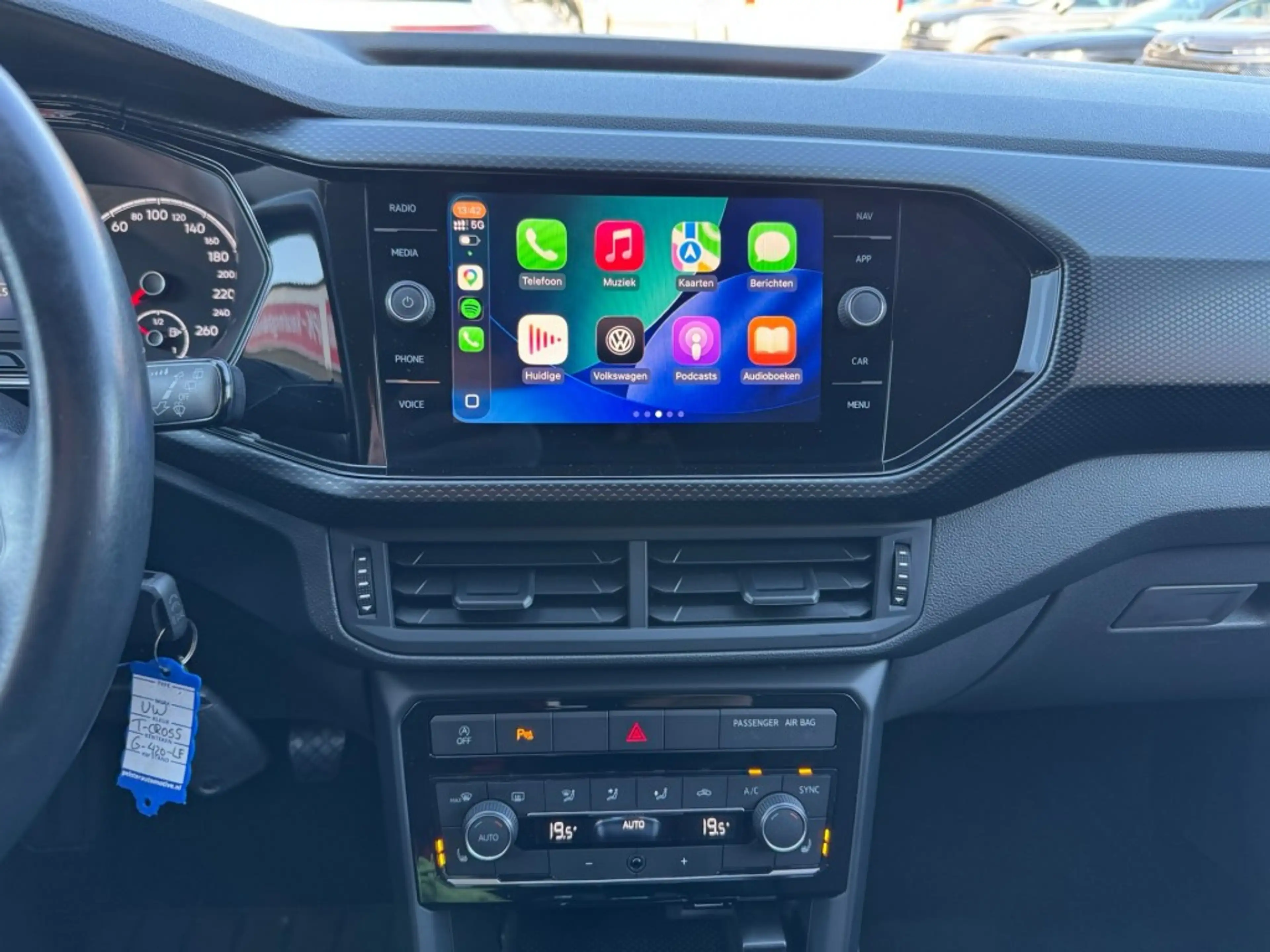Volkswagen T-Cross 1.0 TSI 116PK Highline Camera ACC Carplay Navi Tre — photo 15