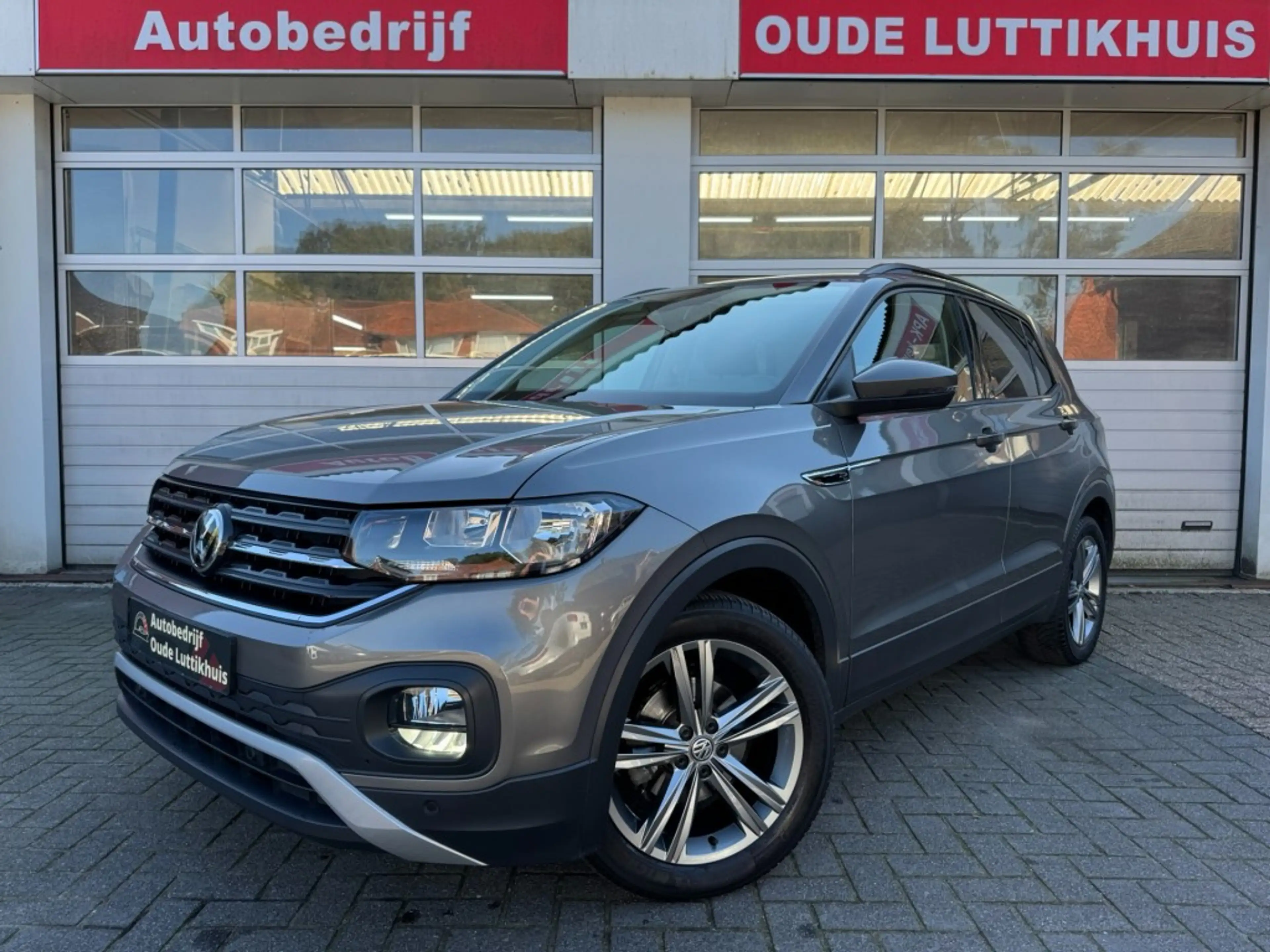 Volkswagen T-Cross 1.0 TSI 116PK Highline Camera ACC Carplay Navi Tre