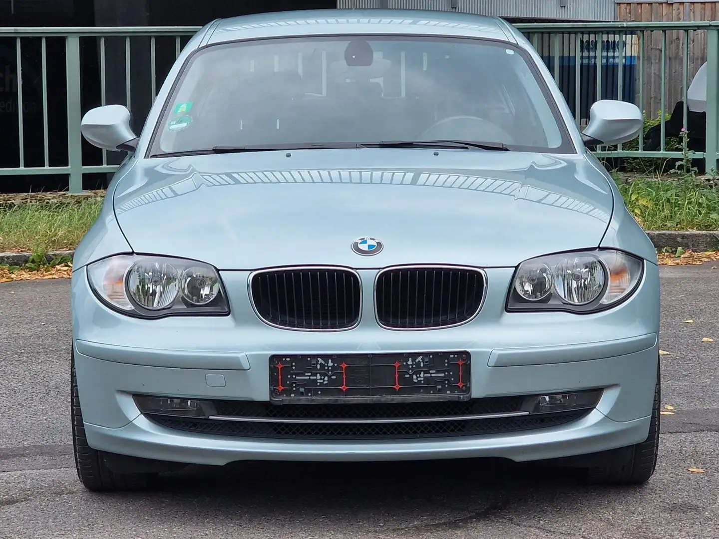 BMW 118 Lim. 118d *Klima*Sitzheizung*PDC*Automatik* Grün - 2
