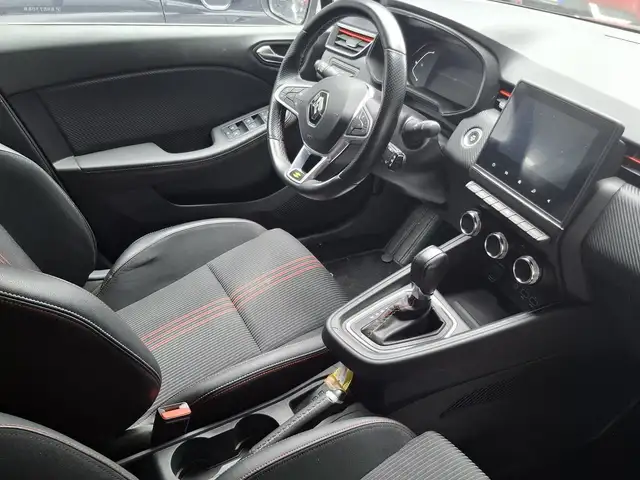 Renault Clio view 13
