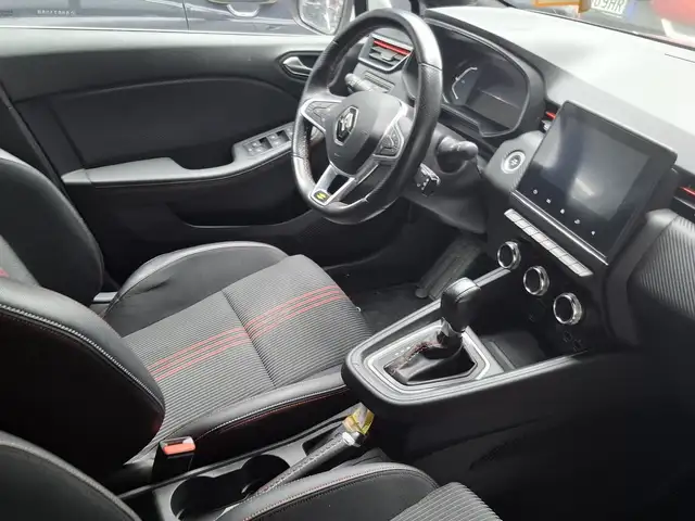 Renault Clio view 6