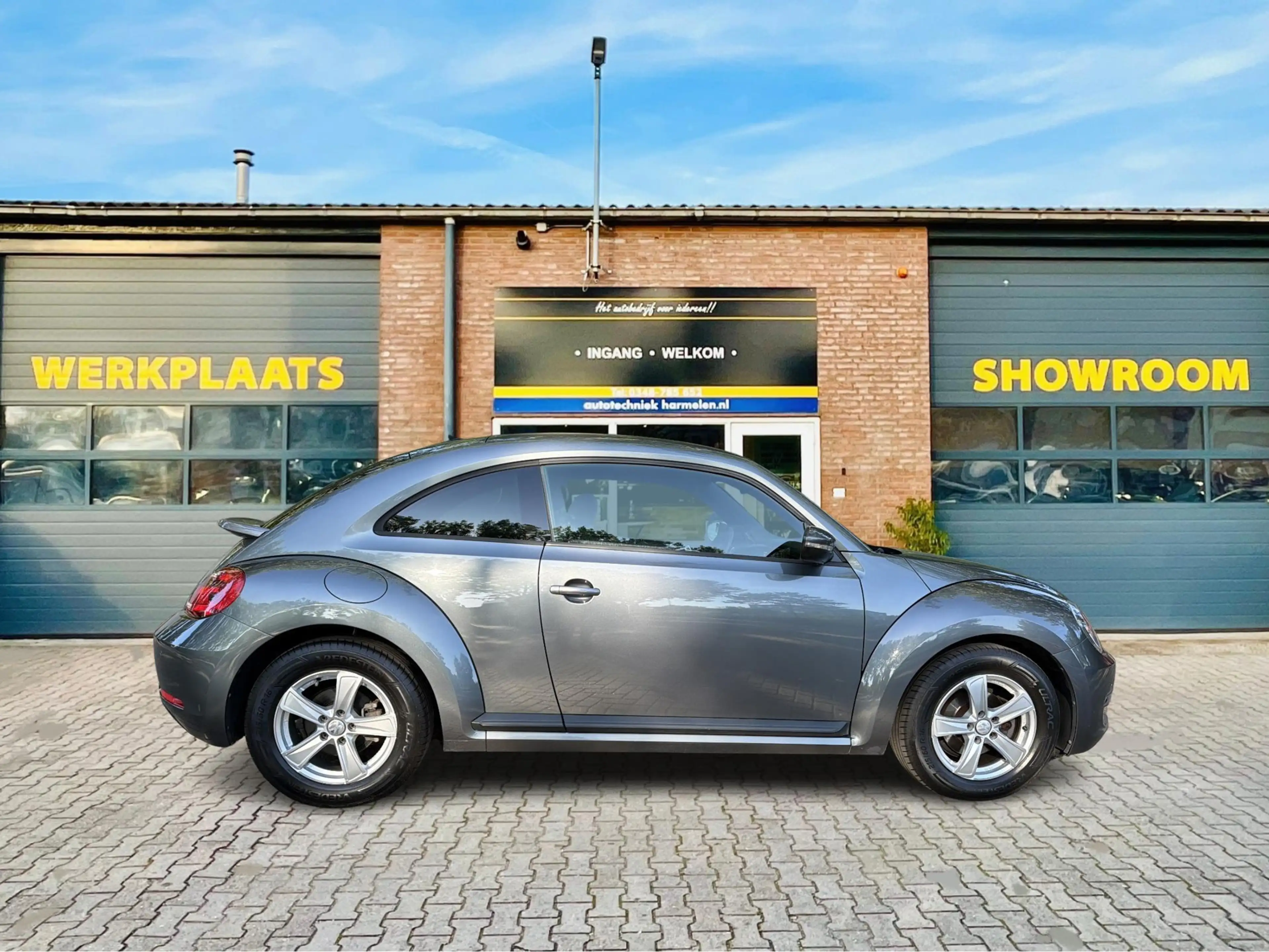 Volkswagen Beetle 1.2 TSI Design *Spoiler*6 Versn.* — photo 3