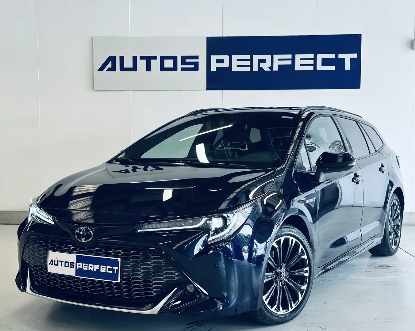 Toyota Corolla SW 1.8Hybrid GR Sport BOITE AUTO SG SPORT NAVI LED Blauw - 1