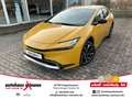 Toyota Prius Plug-in Hybrid Executive Yellow - thumbnail 1