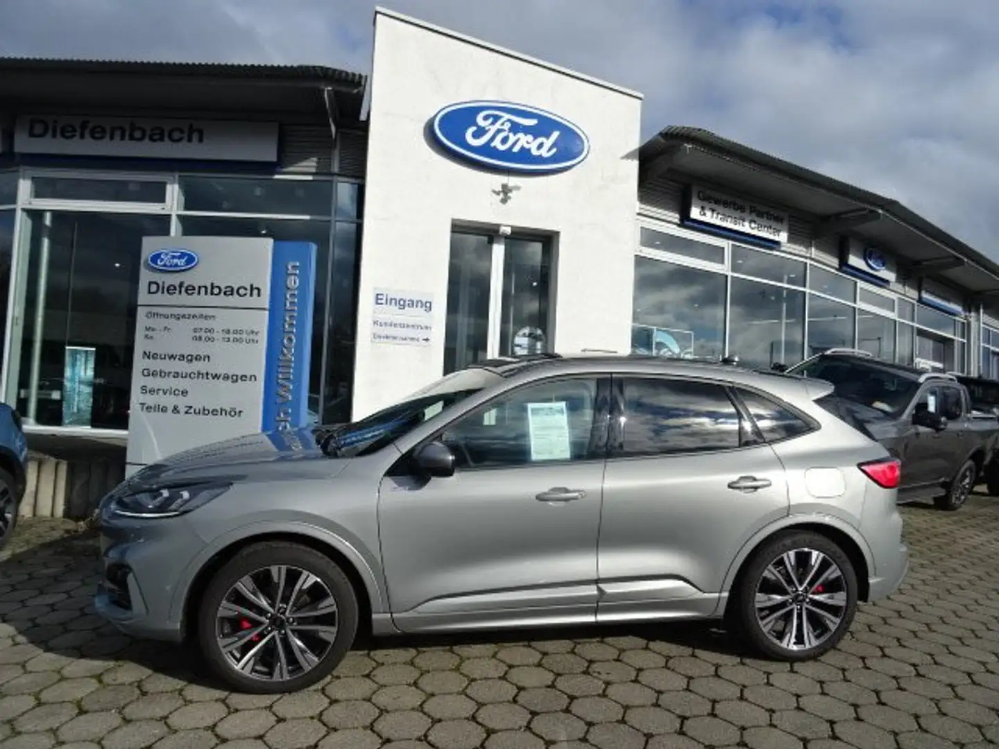Ford Kuga 2.0 Ecoblue ST-Line X +Ahk+Pano+LED+20"+ACC+B&O Silber - 1