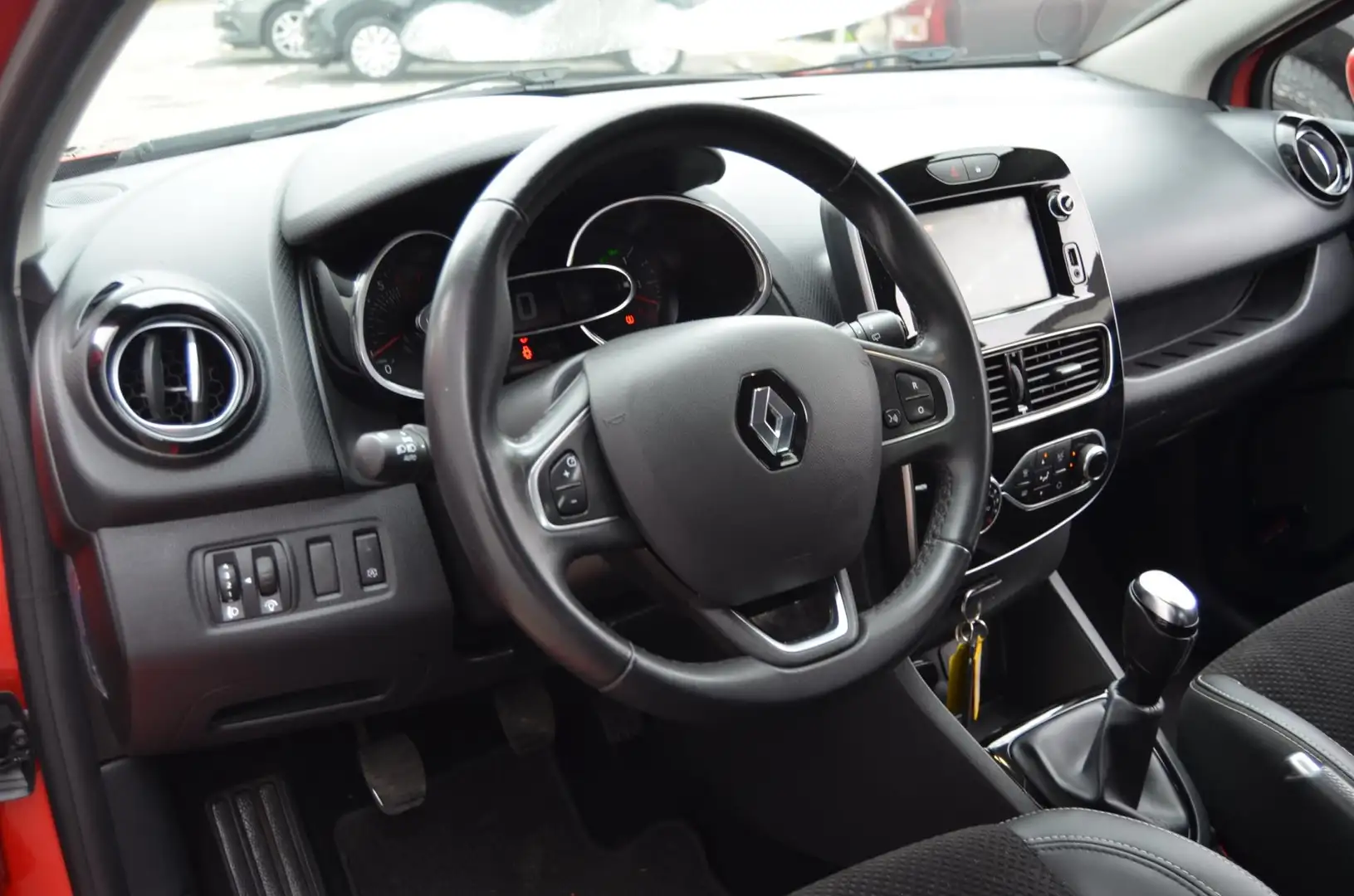 Renault Clio Estate 0.9 TCe Intens|LED|NAVI|TR.HAAK|CARPLAY|SEN Rojo - 2