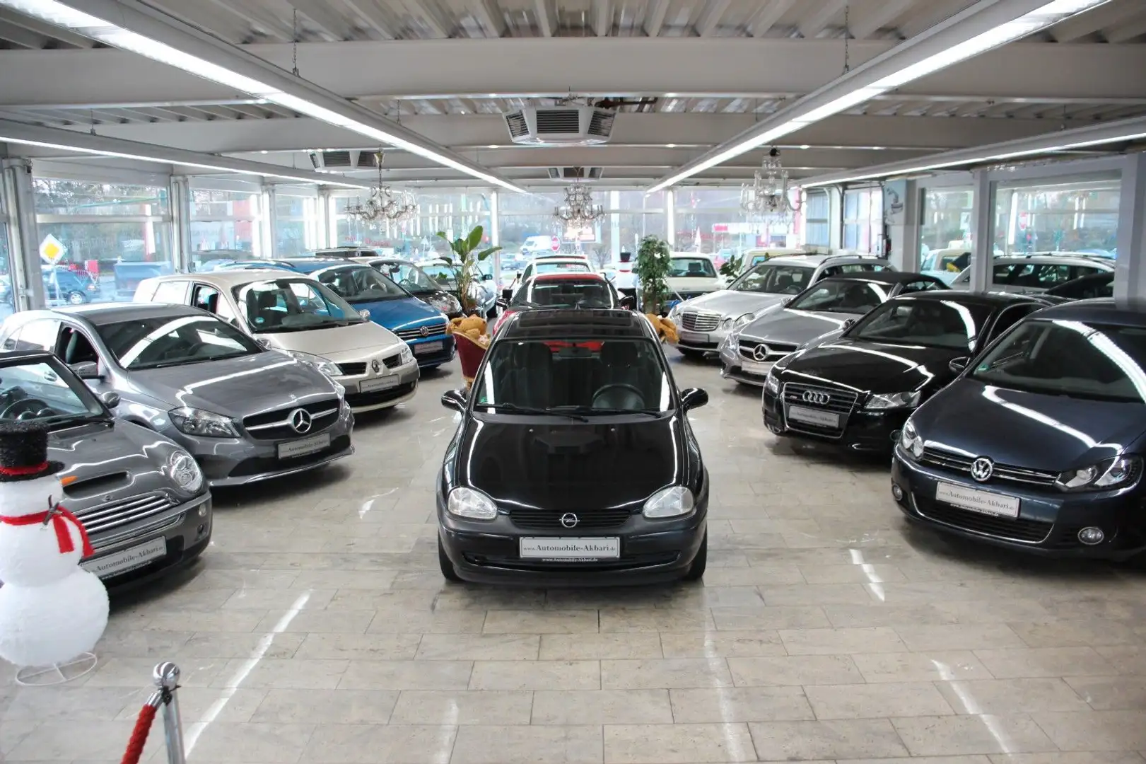 Opel Corsa 1.0 12V 100 Schwarz - 1