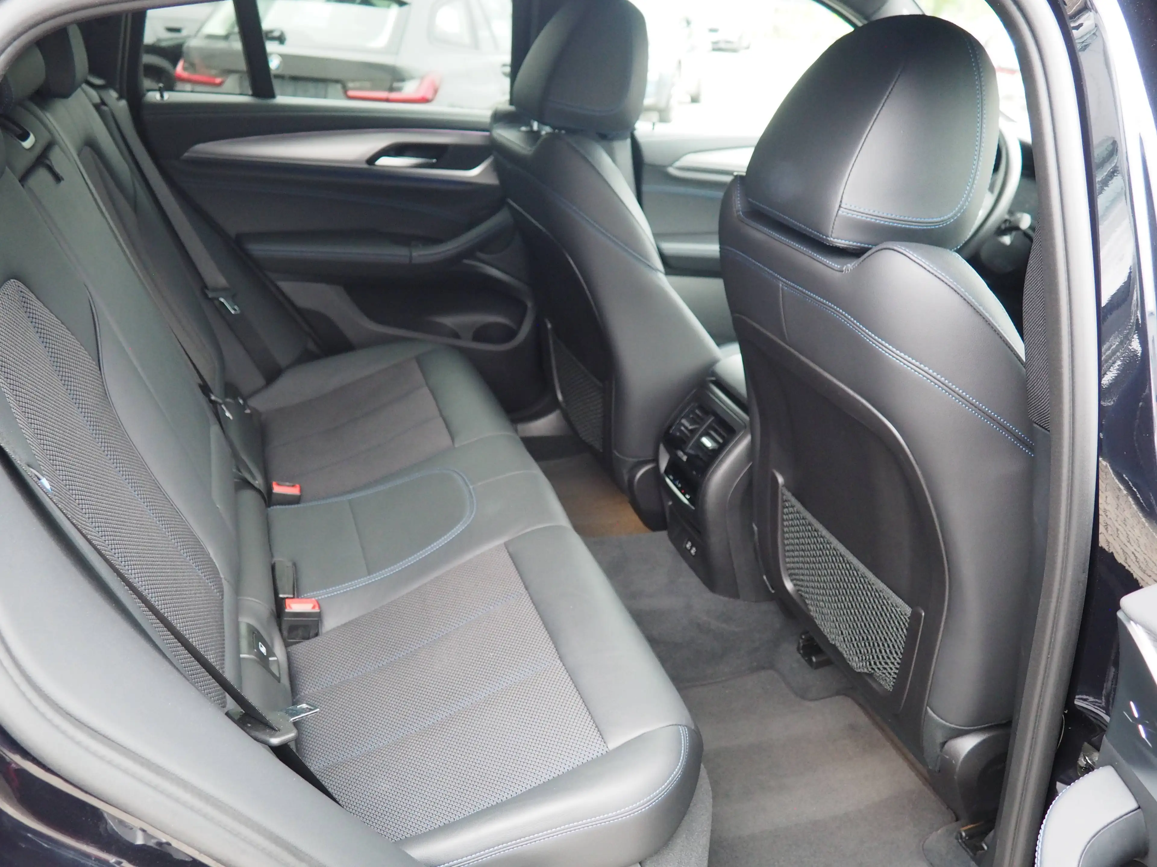 BMW X4 X4 xDrive30d Aut.*M-Sport*AHK*HUD*ACC*360°*adaptivLED* — photo 15