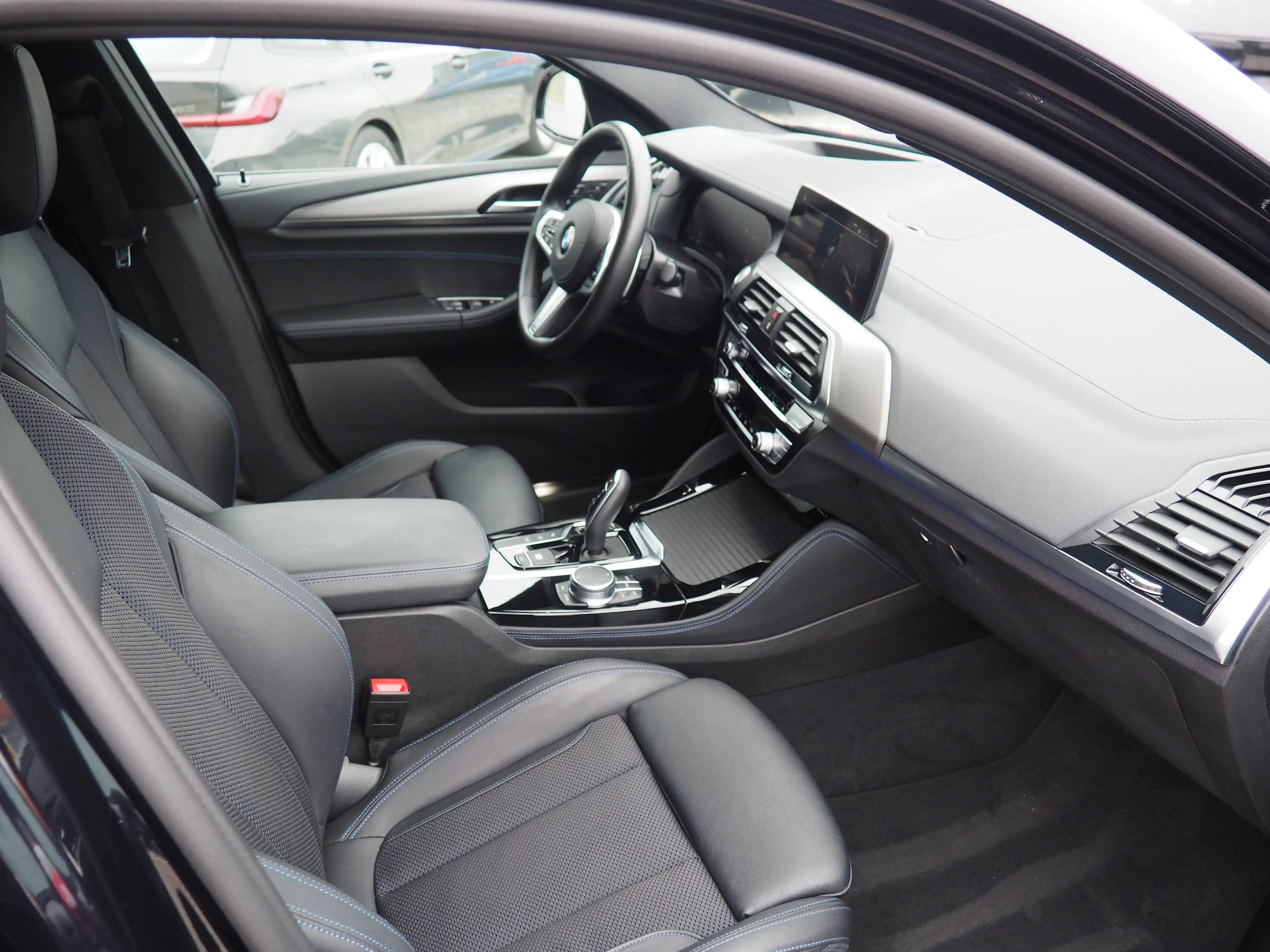 BMW X4 X4 xDrive30d Aut.*M-Sport*AHK*HUD*ACC*360°*adaptivLED* — photo 12