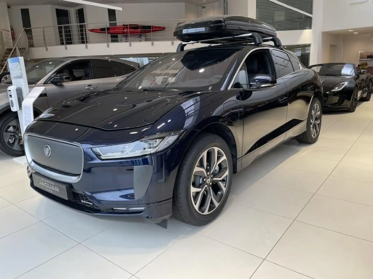 Jaguar I-Pace Dynamic SE EV400 Blauw - 1