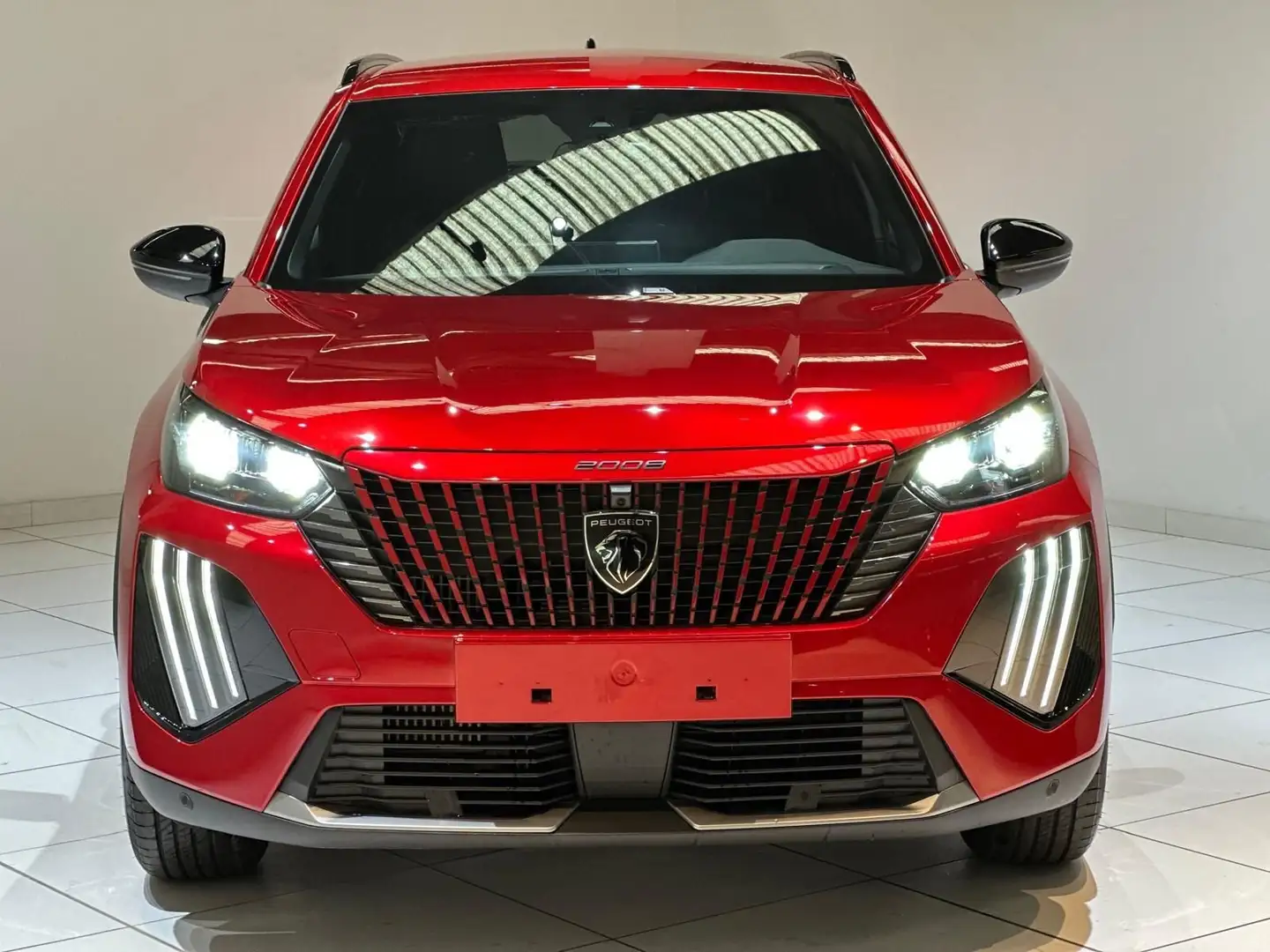 Peugeot 2008 PureTech 100 S&S Allure Rood - 2