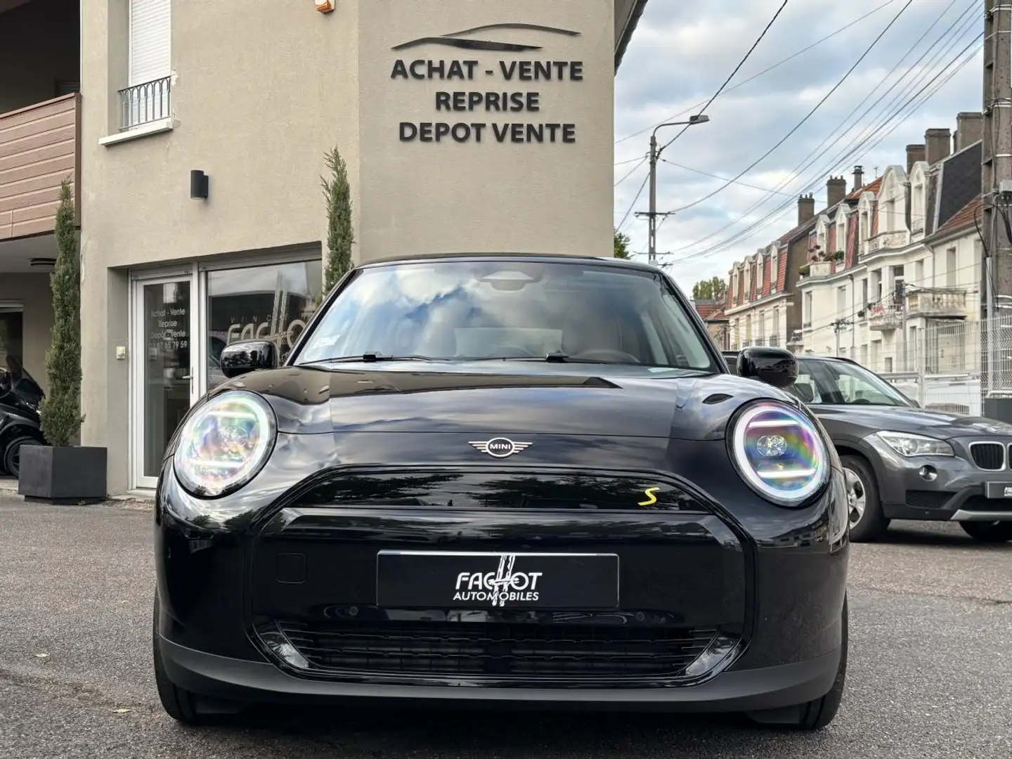 MINI Cooper SE Electric - 218  J01 COUPE Cooper SE Classic Noir - 2