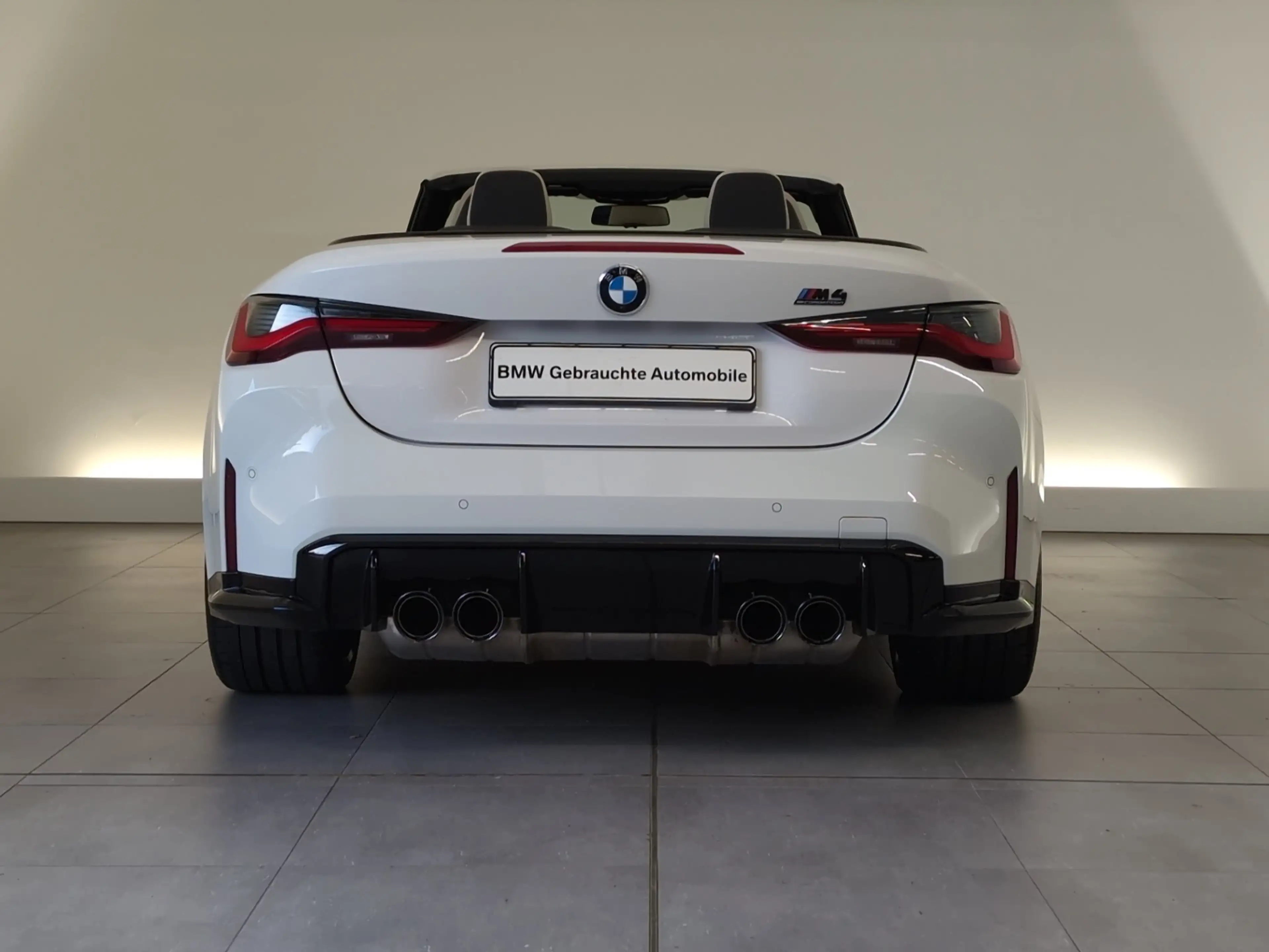 BMW M4 Competition M xDrive Cabrio — photo 10