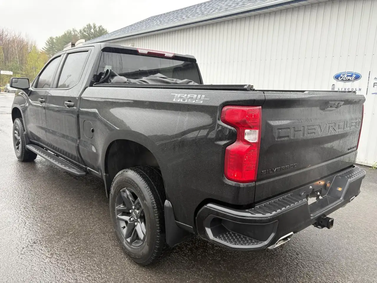 Chevrolet Silverado 1500 снимка Chevrolet Silverado 1500