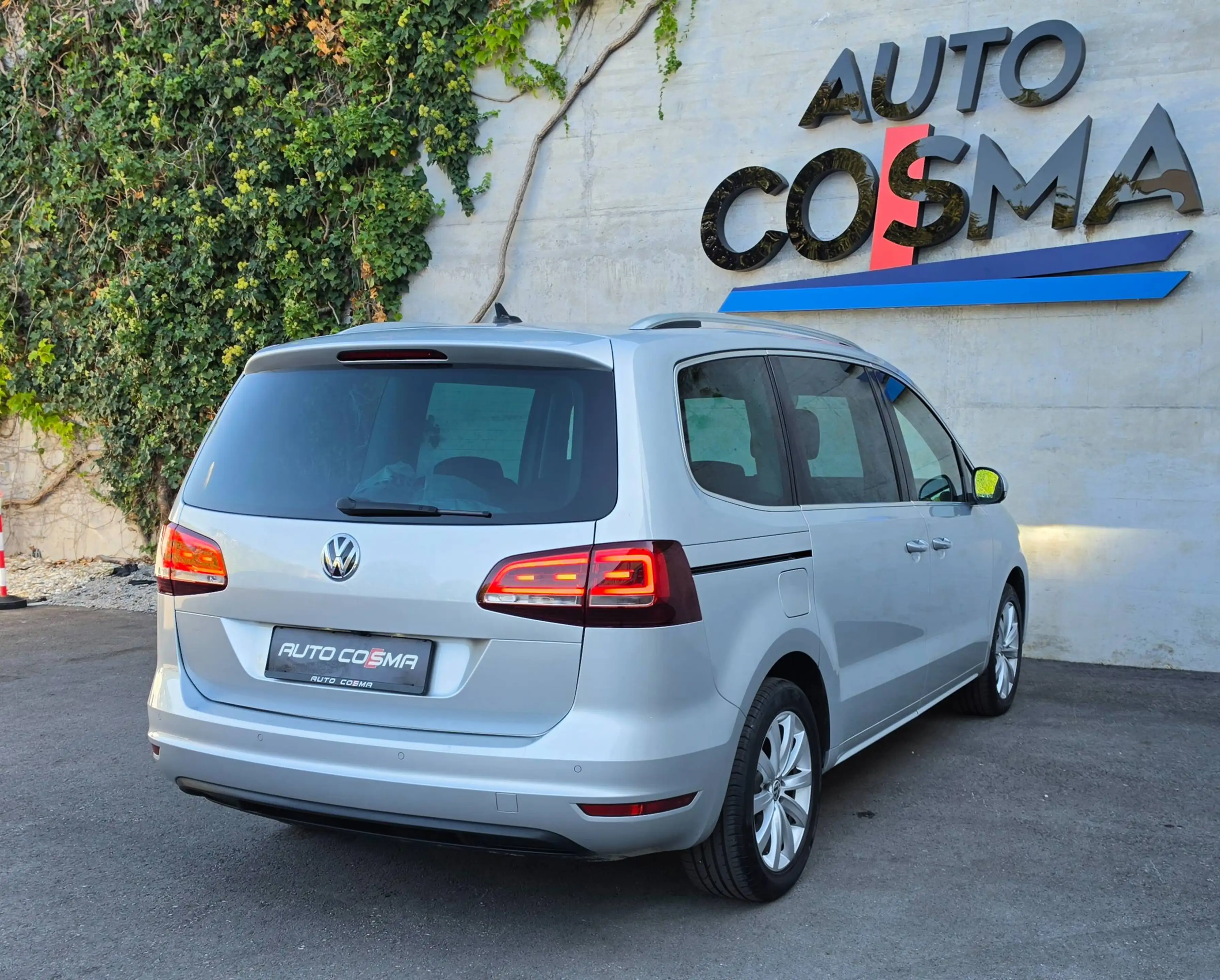 Volkswagen Sharan Highline — photo 7
