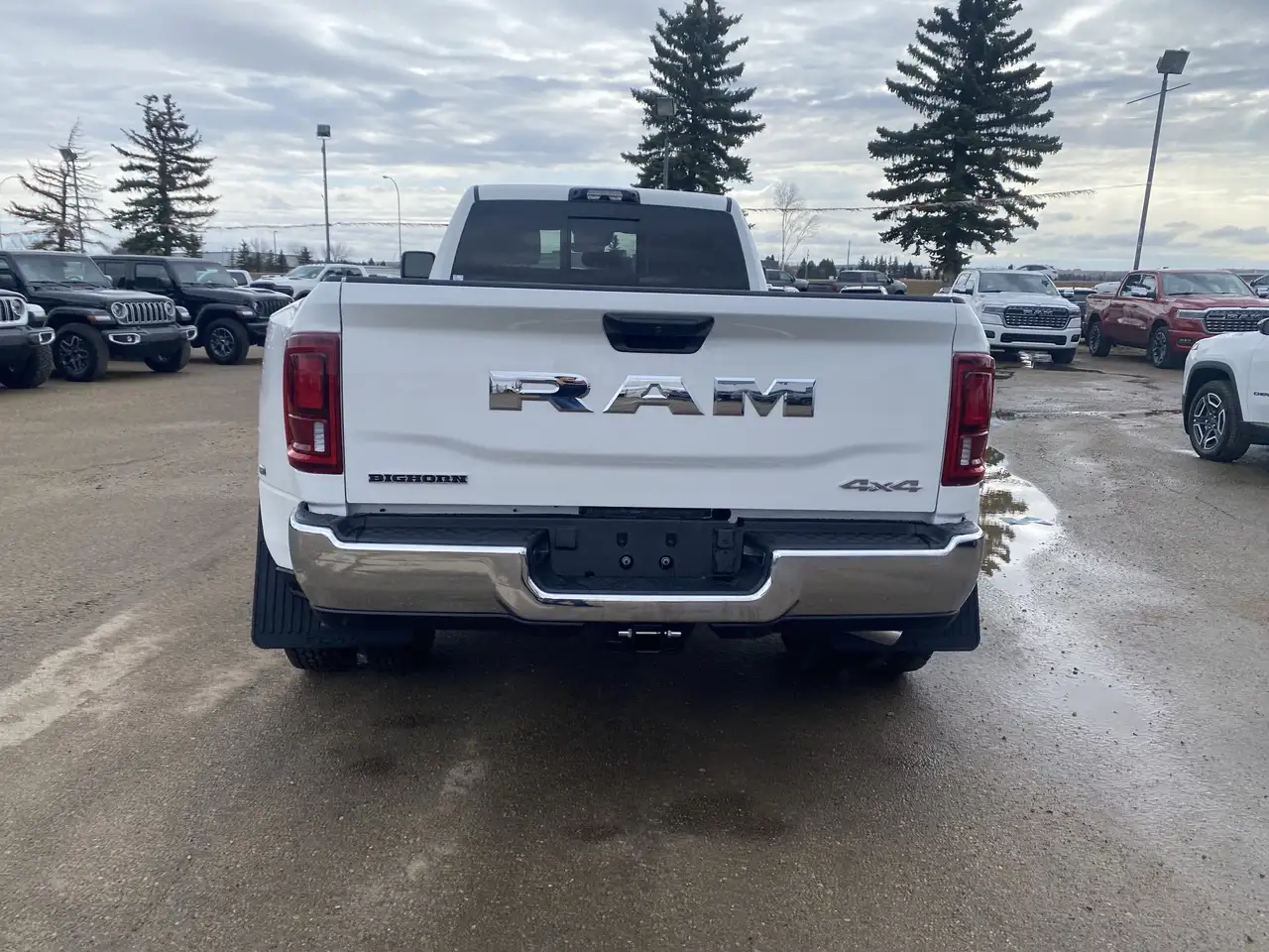 RAM 3500 снимка RAM 3500