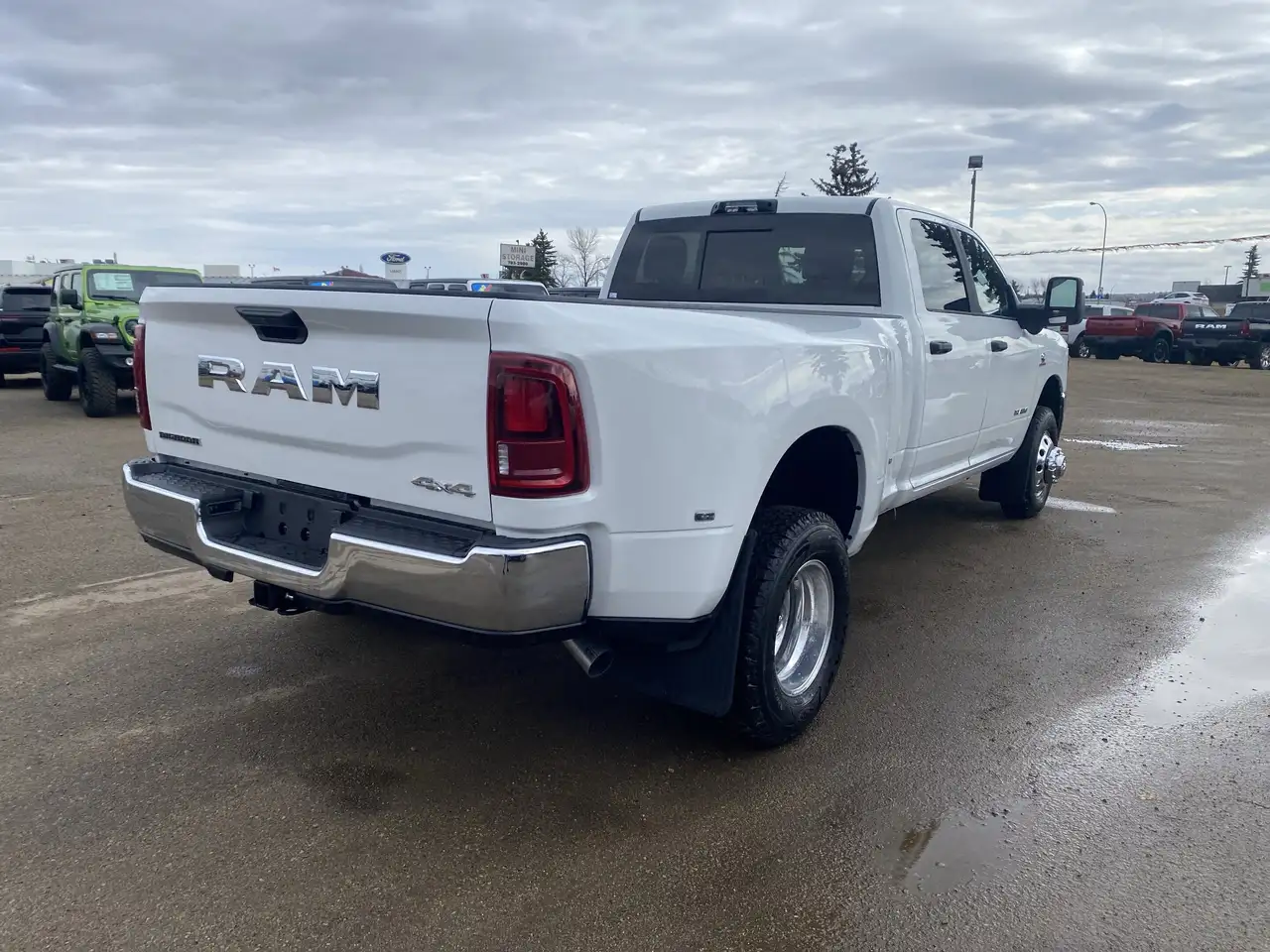 RAM 3500 снимка RAM 3500
