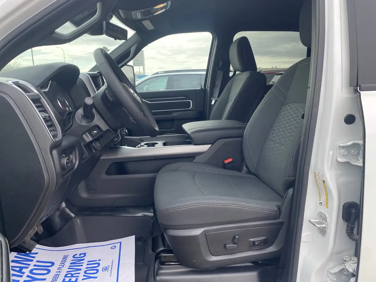 RAM 3500 снимка RAM 3500