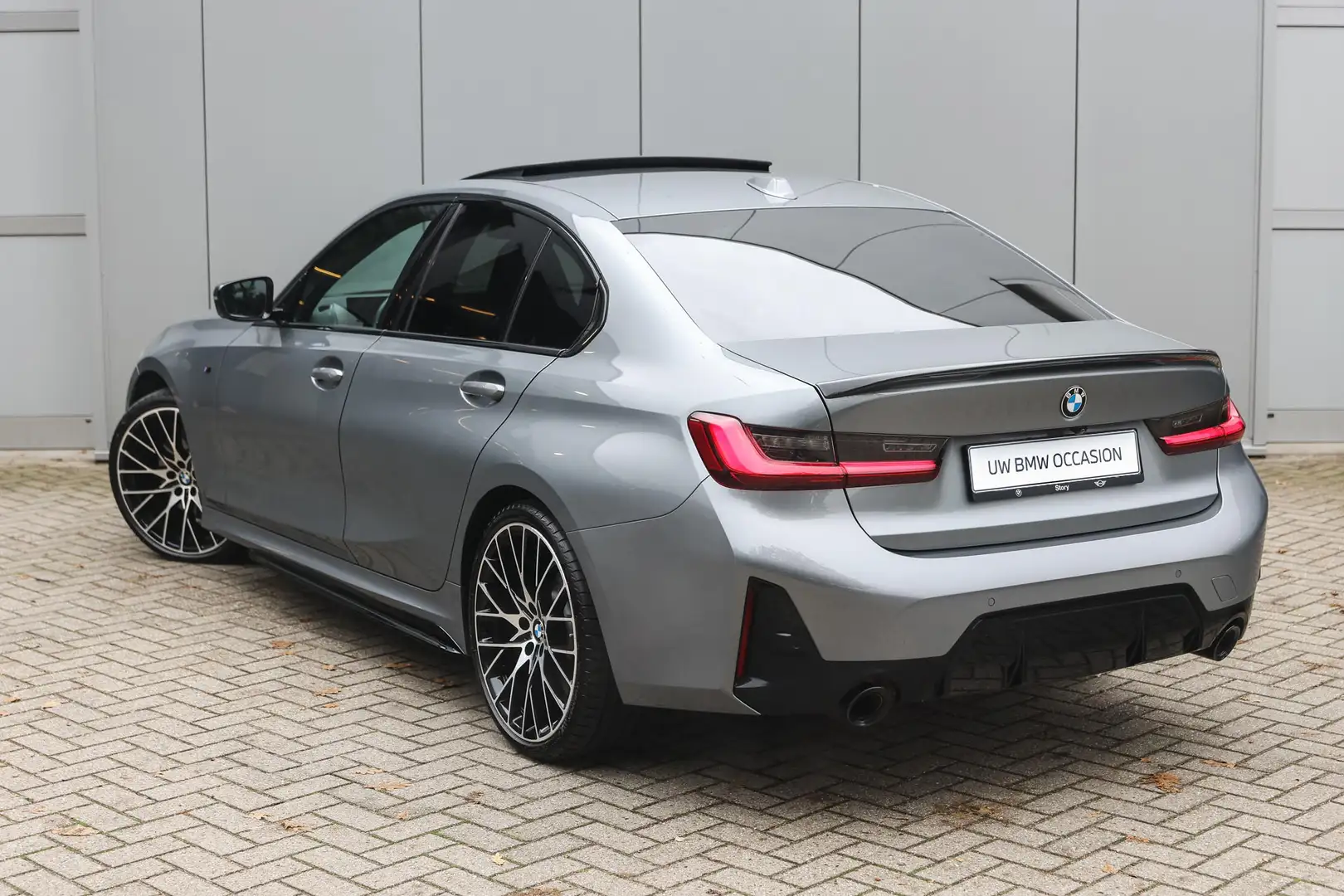 BMW 330 3 Serie 330i High Executive M Sport Automaat / Sch Gris - 2