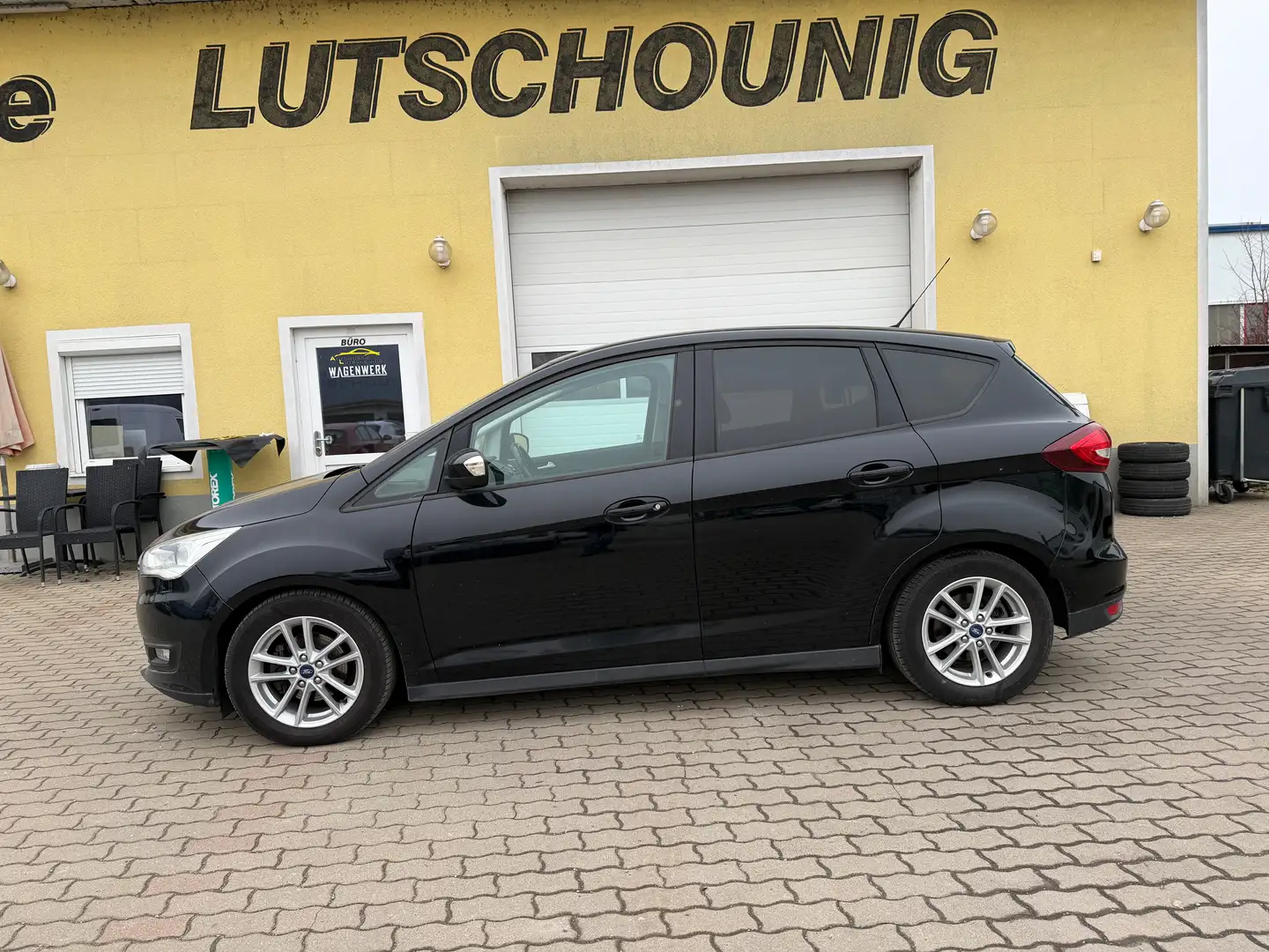 Ford C-Max C- Max 1.0l Titanium Schwarz - 2
