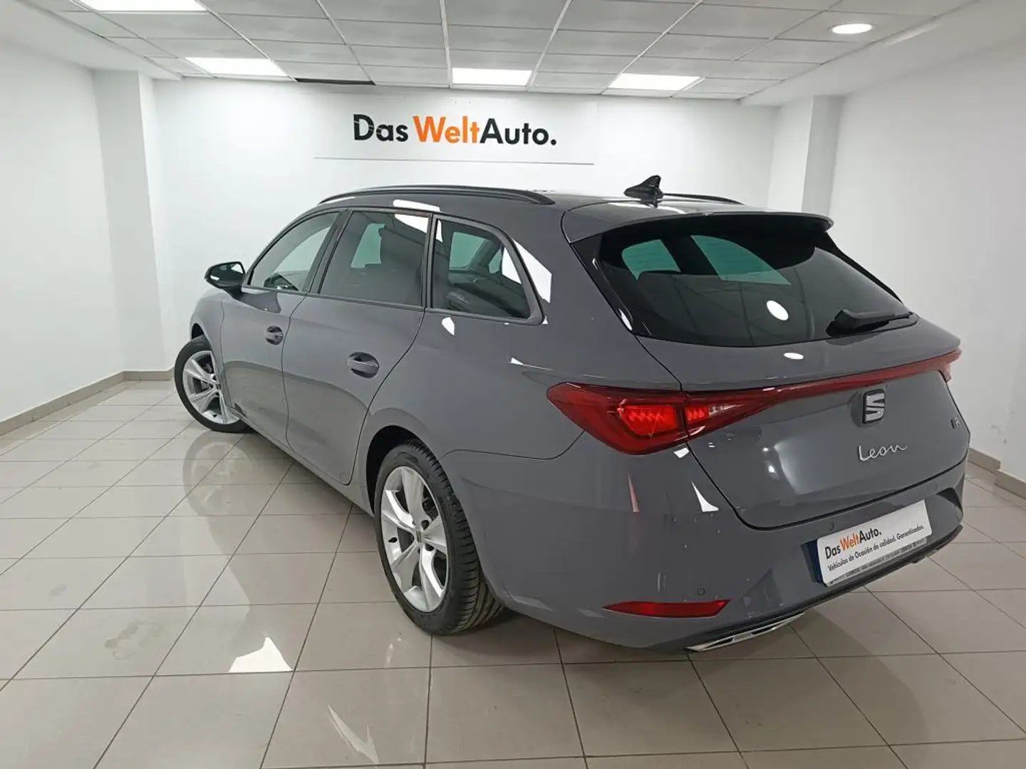 SEAT Leon ST 1.5 TSI S&S FR Special Edition 150 Gris - 2