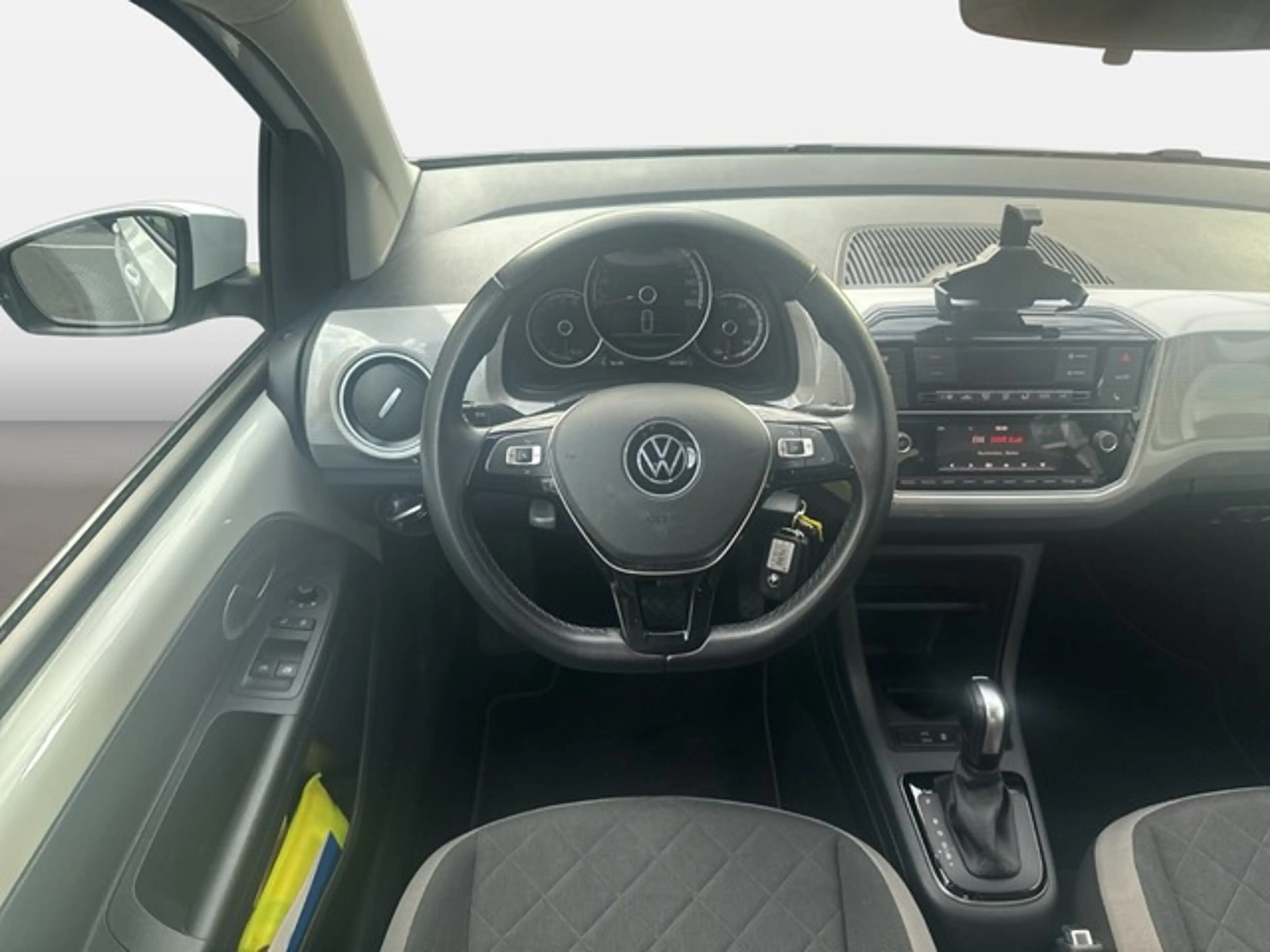 Volkswagen e-up! 32,3 kWh EDITION + RÜCKFAHRKAMERA+ SITZHEIZUNG+... — photo 15