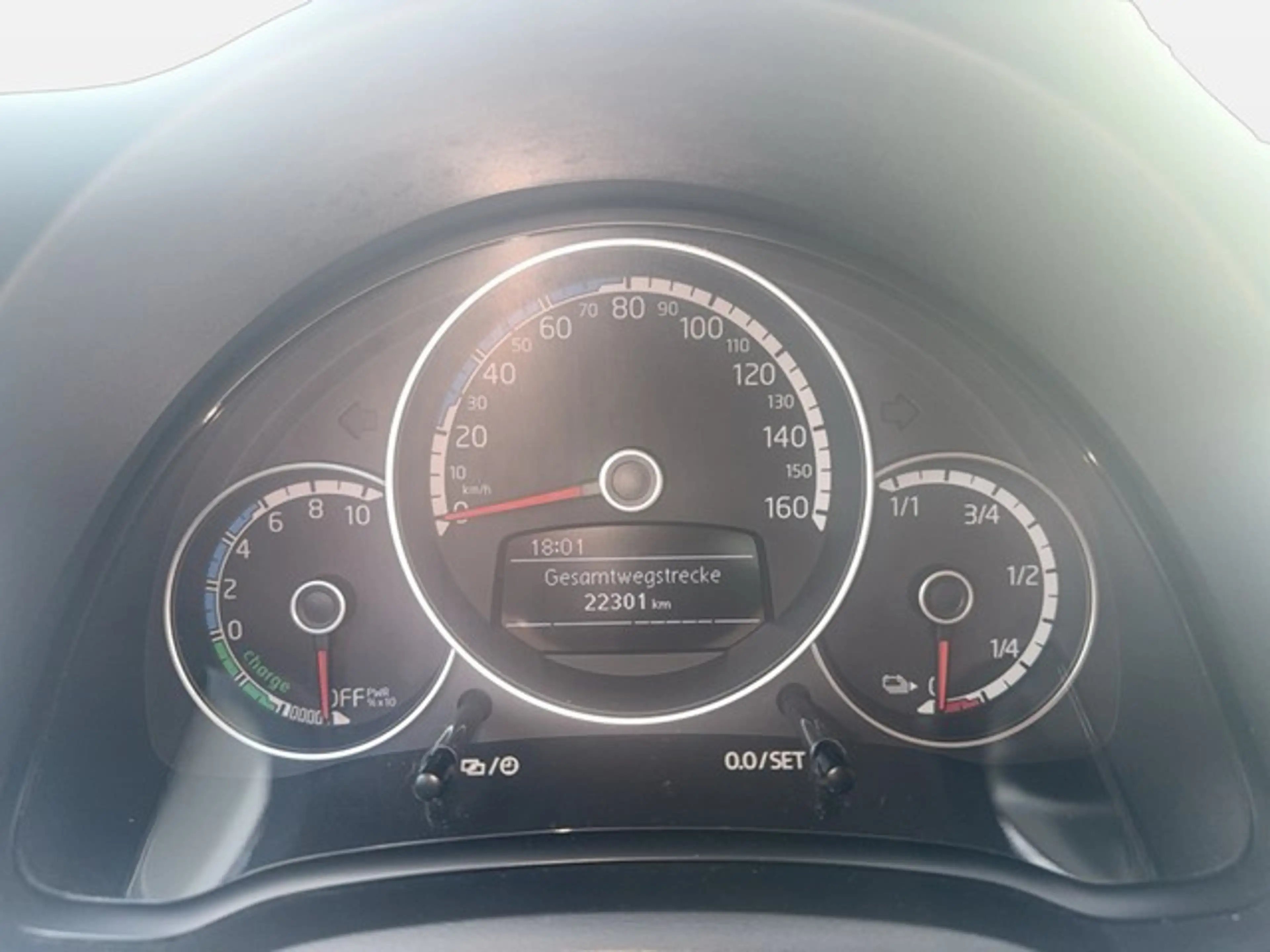 Volkswagen e-up! 32,3 kWh EDITION + RÜCKFAHRKAMERA+ SITZHEIZUNG+... — photo 10