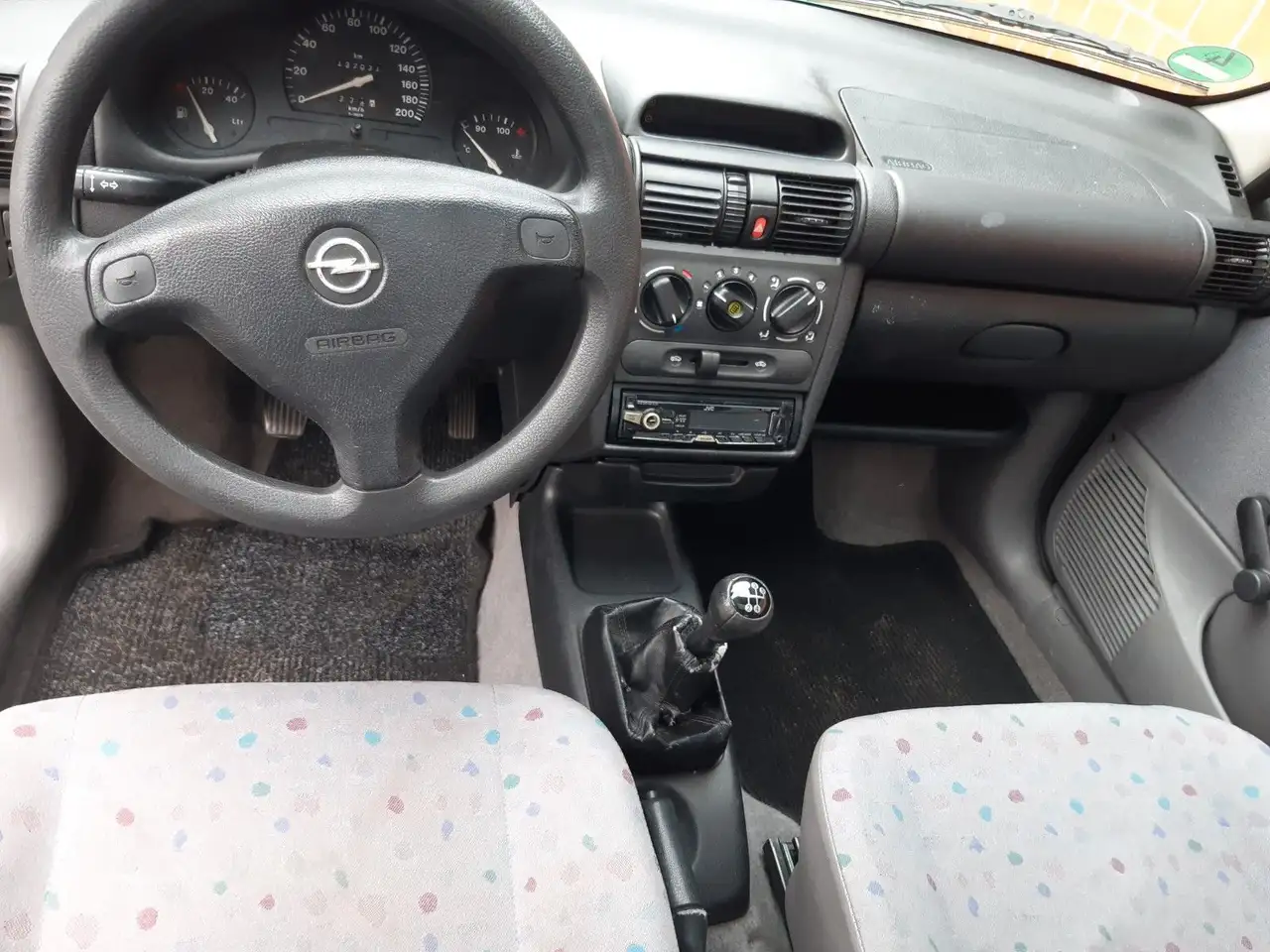 Opel Corsa B - 1,0 - gepflegter Zustand, foto 9