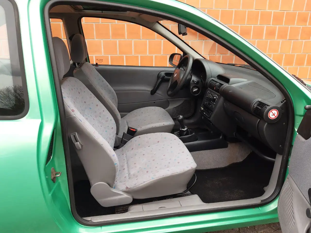 Opel Corsa B - 1,0 - gepflegter Zustand, foto 10