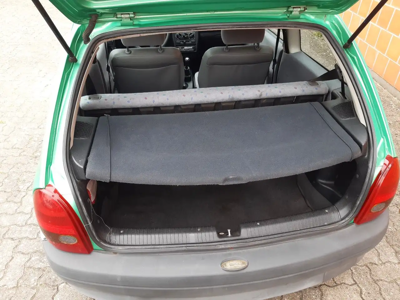 Opel Corsa B - 1,0 - gepflegter Zustand, foto 12