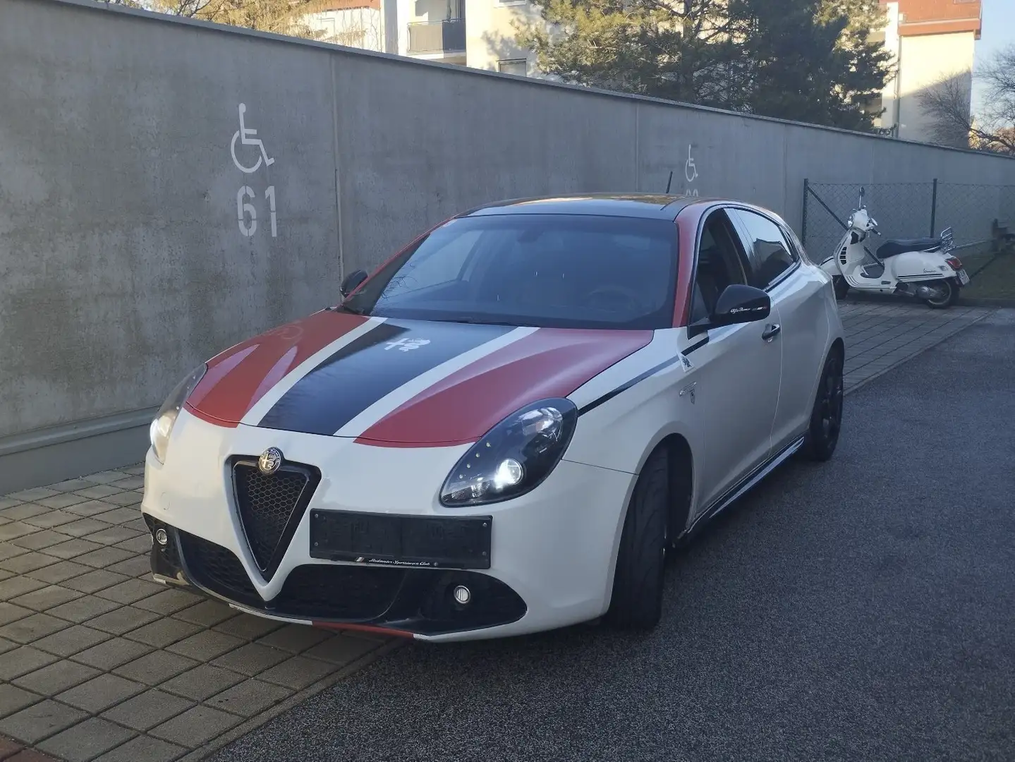 Alfa Romeo Giulietta 1.8 TBi 16V Quadrifoglio Verde White - 1