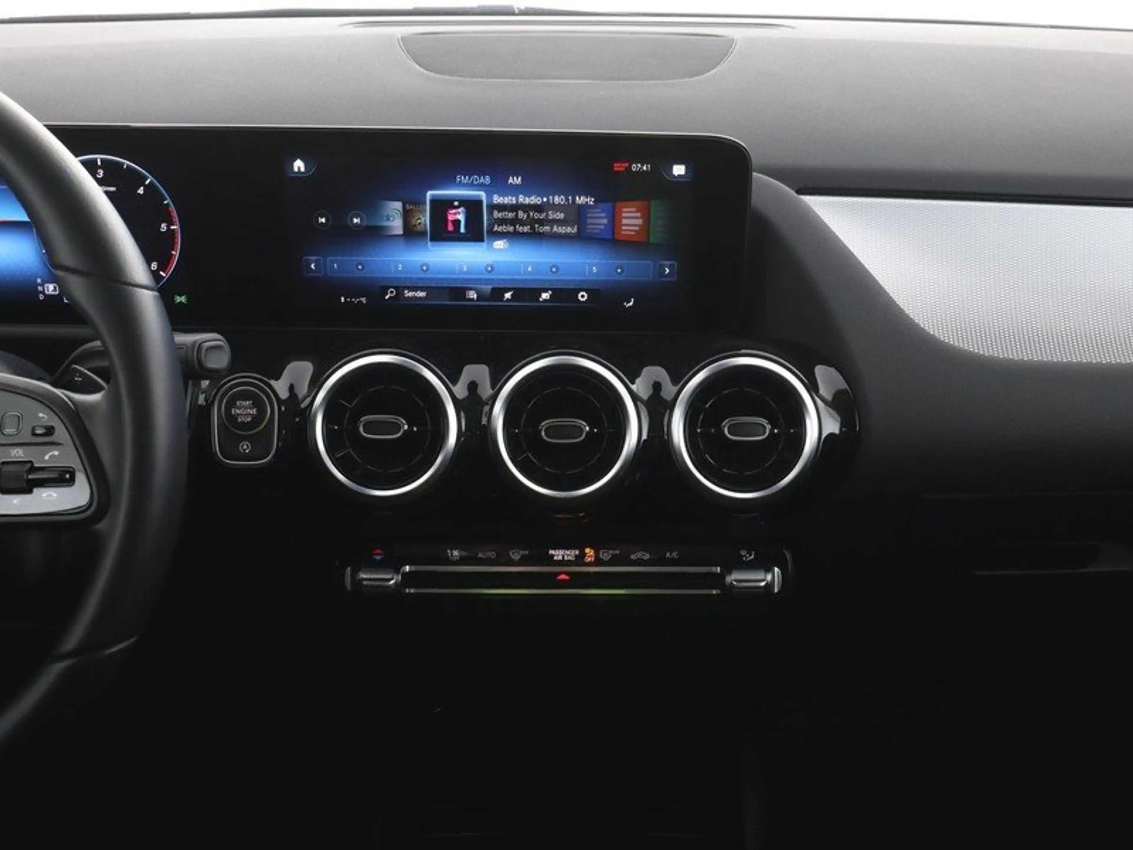 Mercedes-Benz B 220 B220d Style LED HighEndMBUX Kamera SHZ SpiegelPk — photo 9