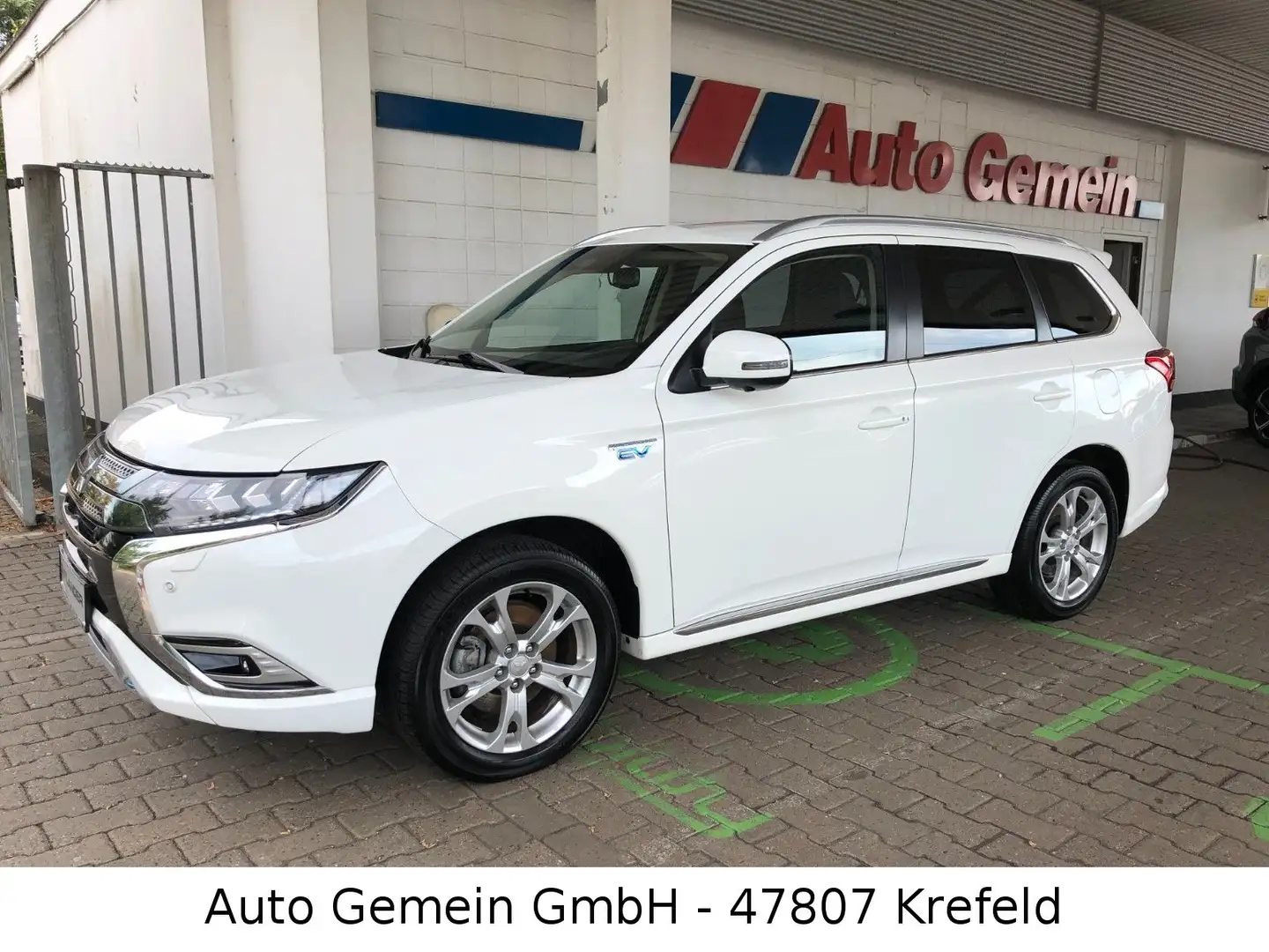 Mitsubishi Outlander Outlander PHEV PLUS mit Fahrassistenz Paket Blanco - 1