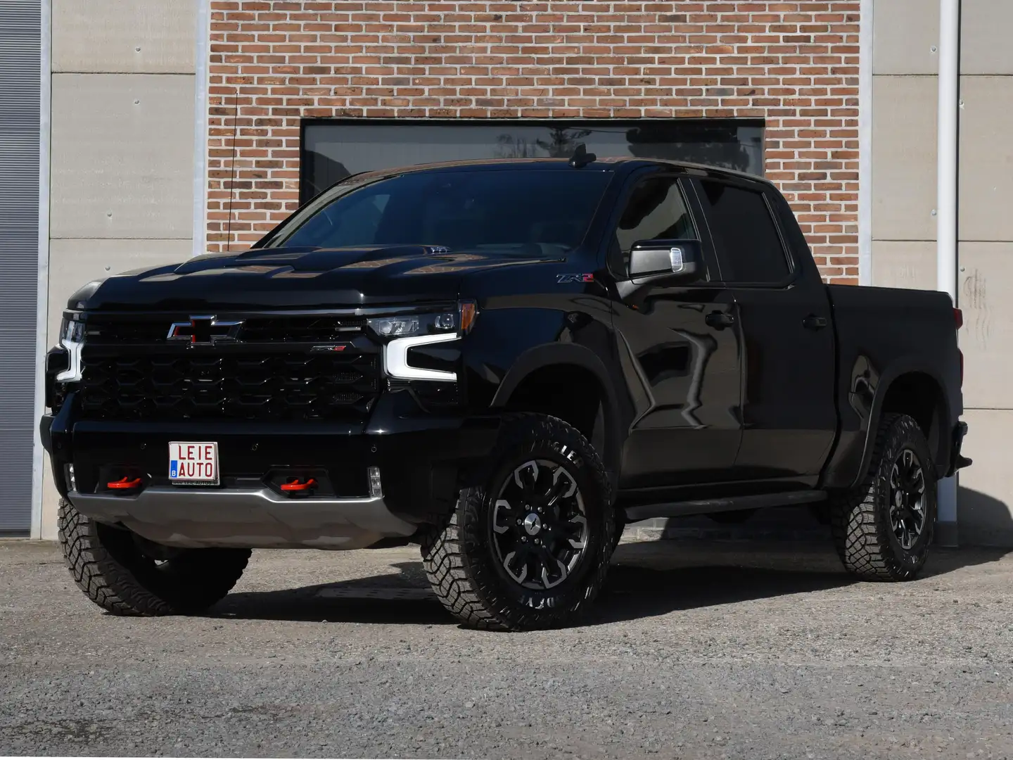 Chevrolet Silverado ZR2 6.2L V8 €74.900,- excl btw. Schwarz - 1