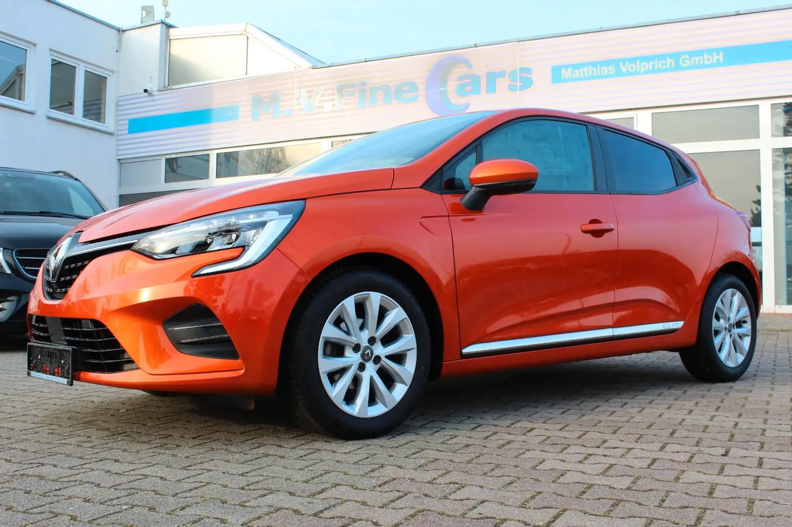 Renault Clio TCe 100 Intens Orange - 1