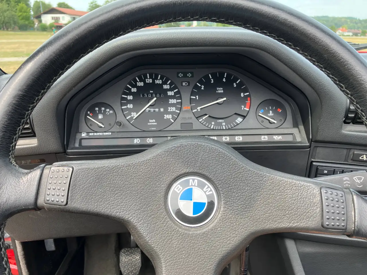 BMW 325i, foto 12