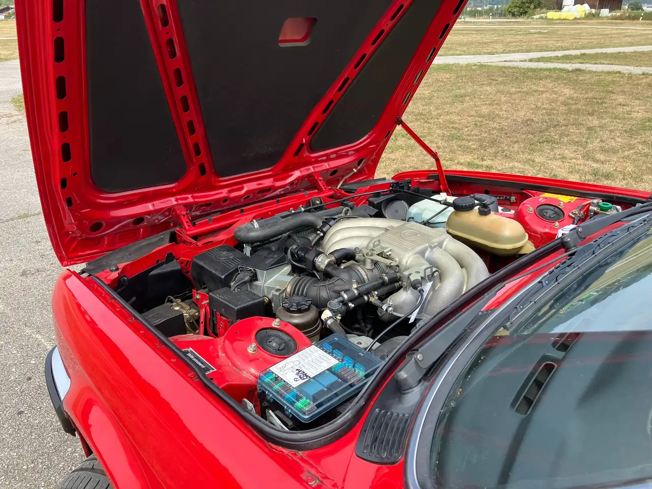 BMW 325i, foto 7