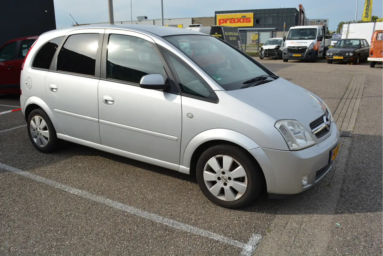 Opel Meriva 1.6 Cosmo vaste prijs zo mee ! trek haak cruisec a Grijs - 2