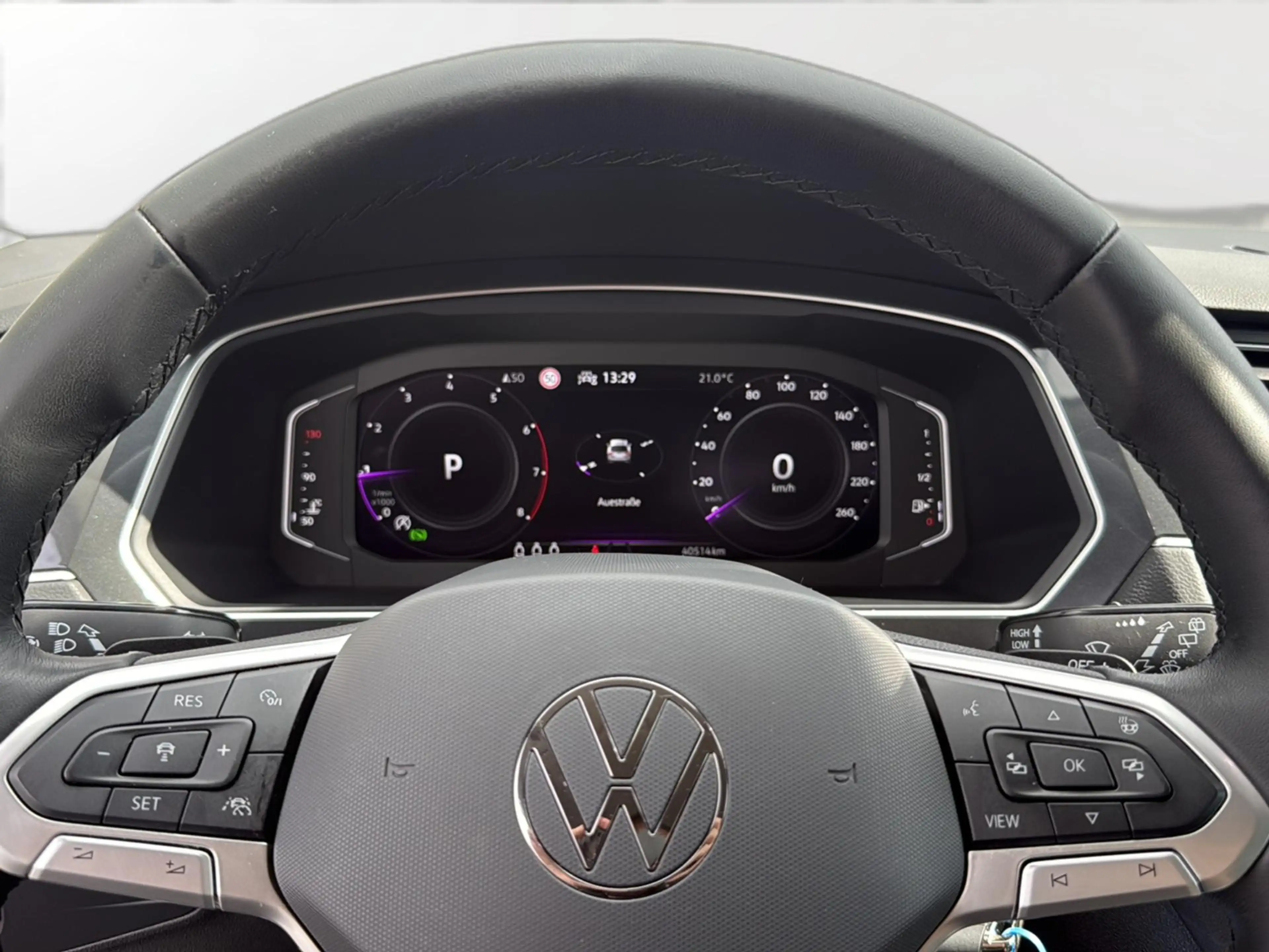 Volkswagen Tiguan 1.5TSI Elegance ACC+VIRTU+SHZ+IQ-D+AMBIEN — photo 13